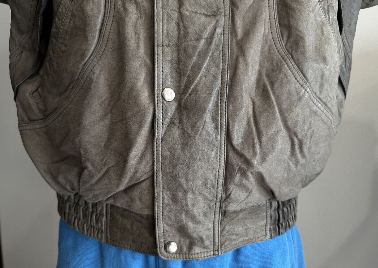 Valentino Vintage Valentino Uomo Distressed Leather Bomber Jacket Men Size US XL / EU 56 / 4 - 12 Thumbnail