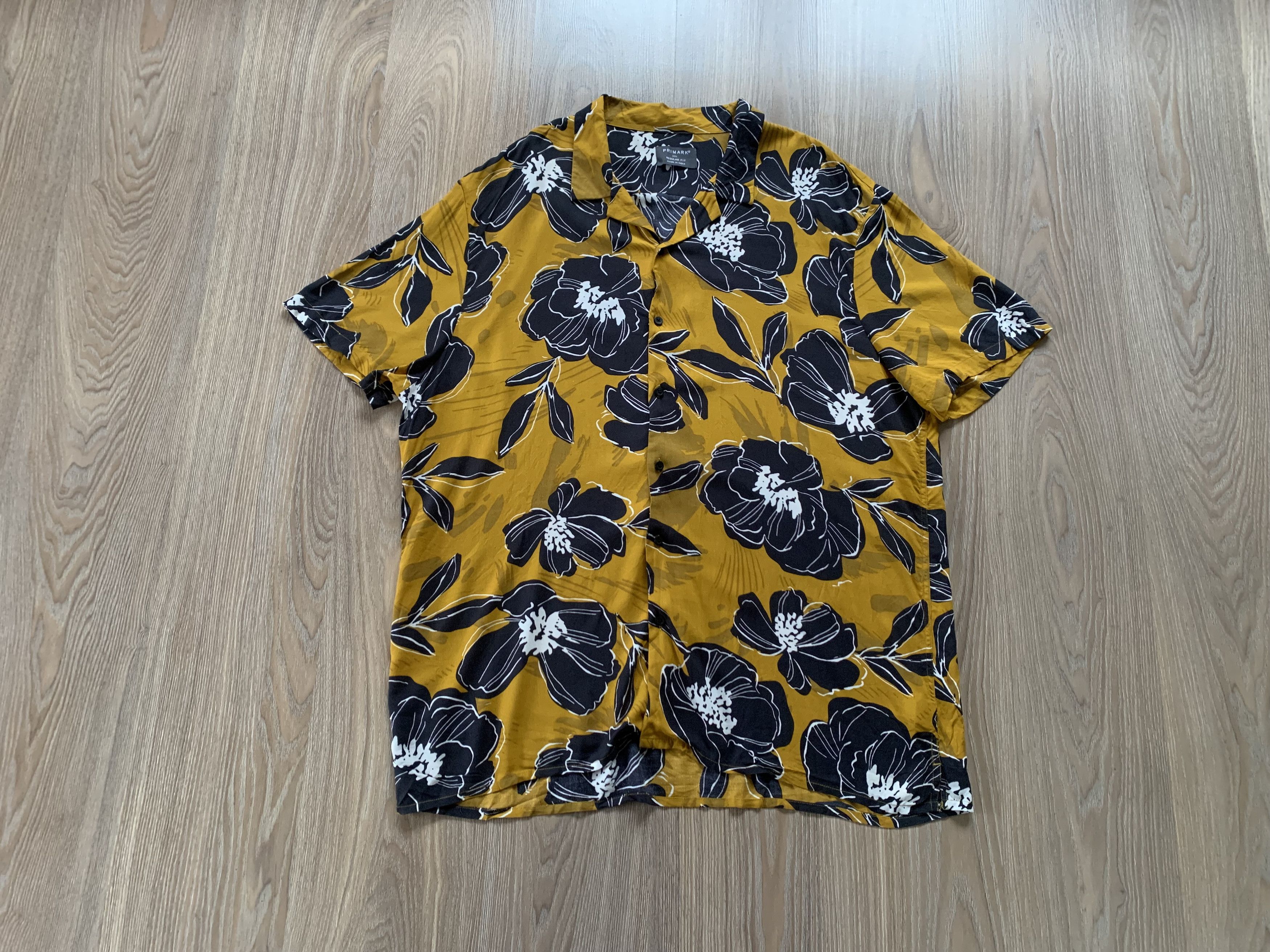 Primark Primark Regular Fit Printed Hawaiian Shirt Size US XXL / EU 58 / 5 - 1 Thumbnail