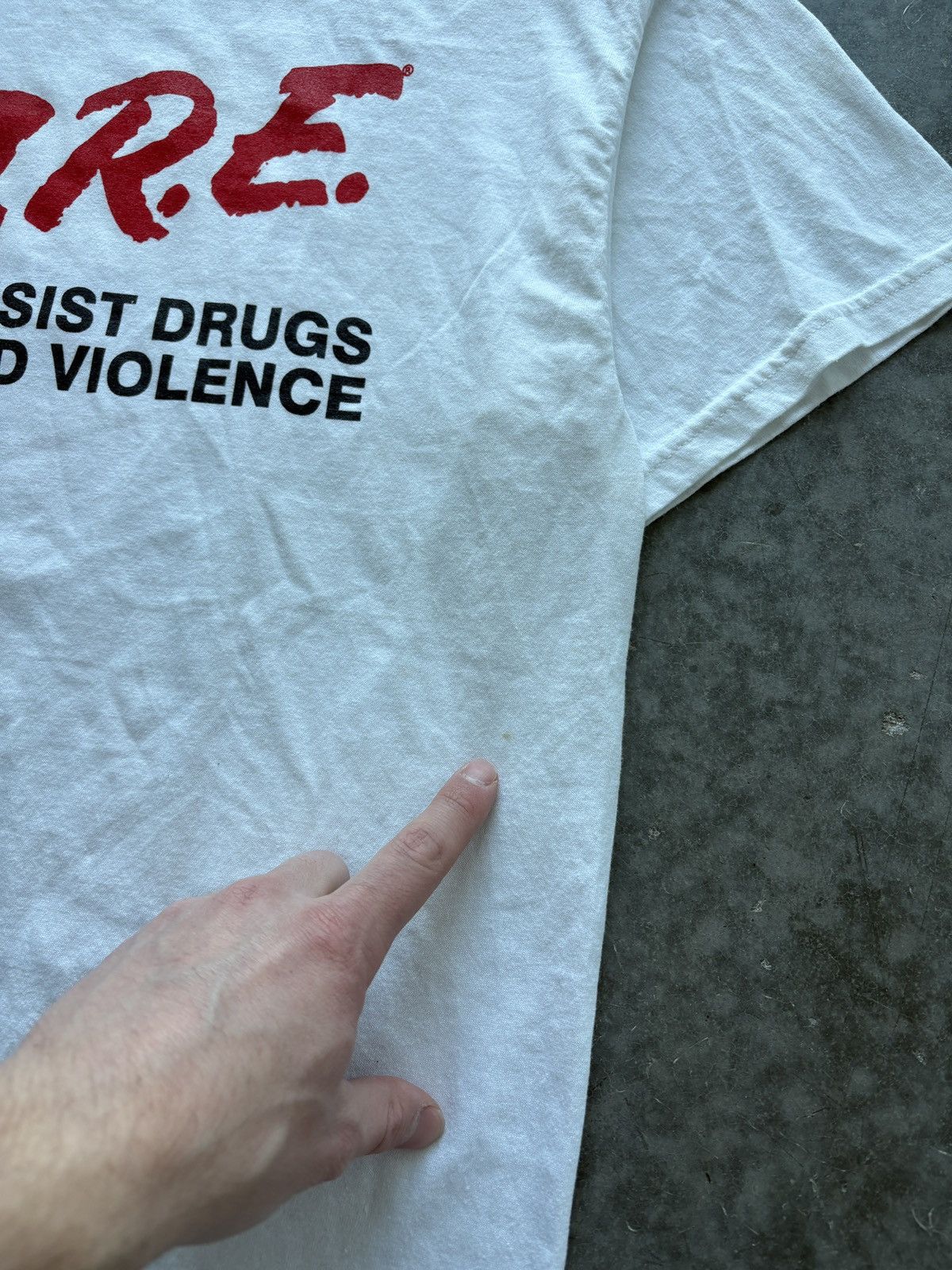 Vintage Vintage Y2K DARE Graphic Tee Size US L / EU 52-54 / 3 - 6 Thumbnail