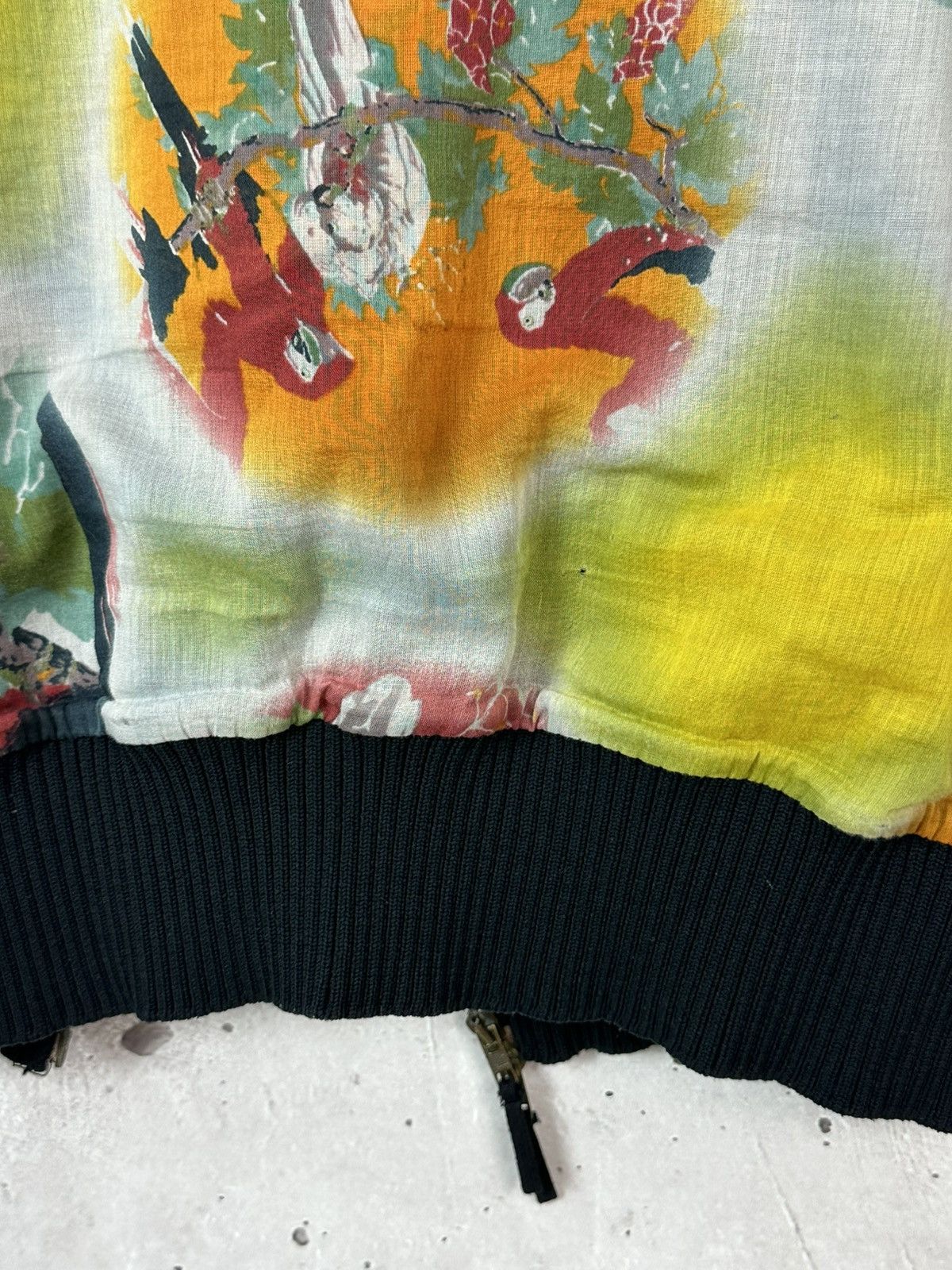 Vintage Jean Paul Gaultier Soleil Vintage Parrots Velour WMNS Bomber Size L / US 10 / IT 46 - 17 Thumbnail