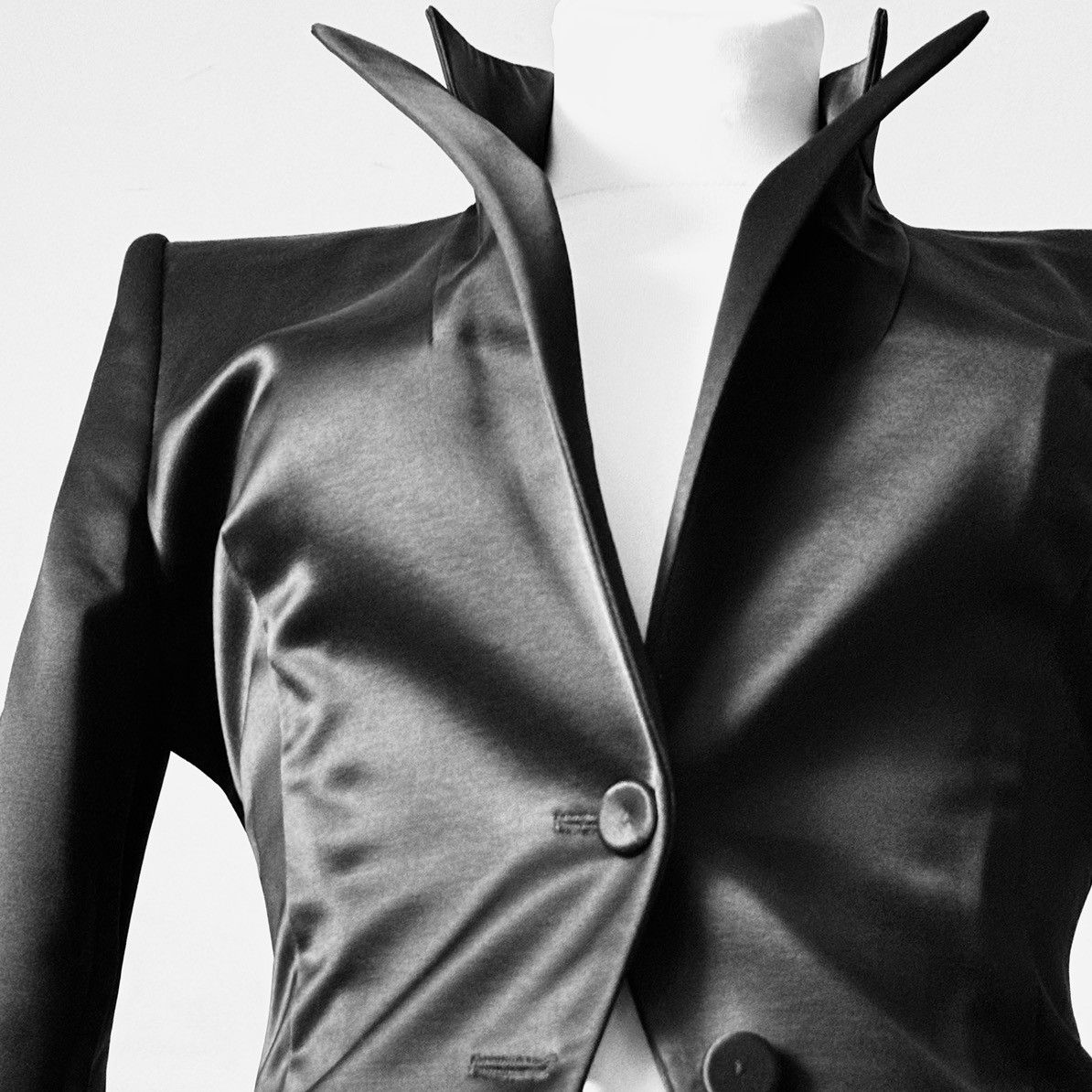Balenciaga Balenciaga Satin Tailored jacket 2006 Size S / US 4 / IT 40 - 4 Thumbnail