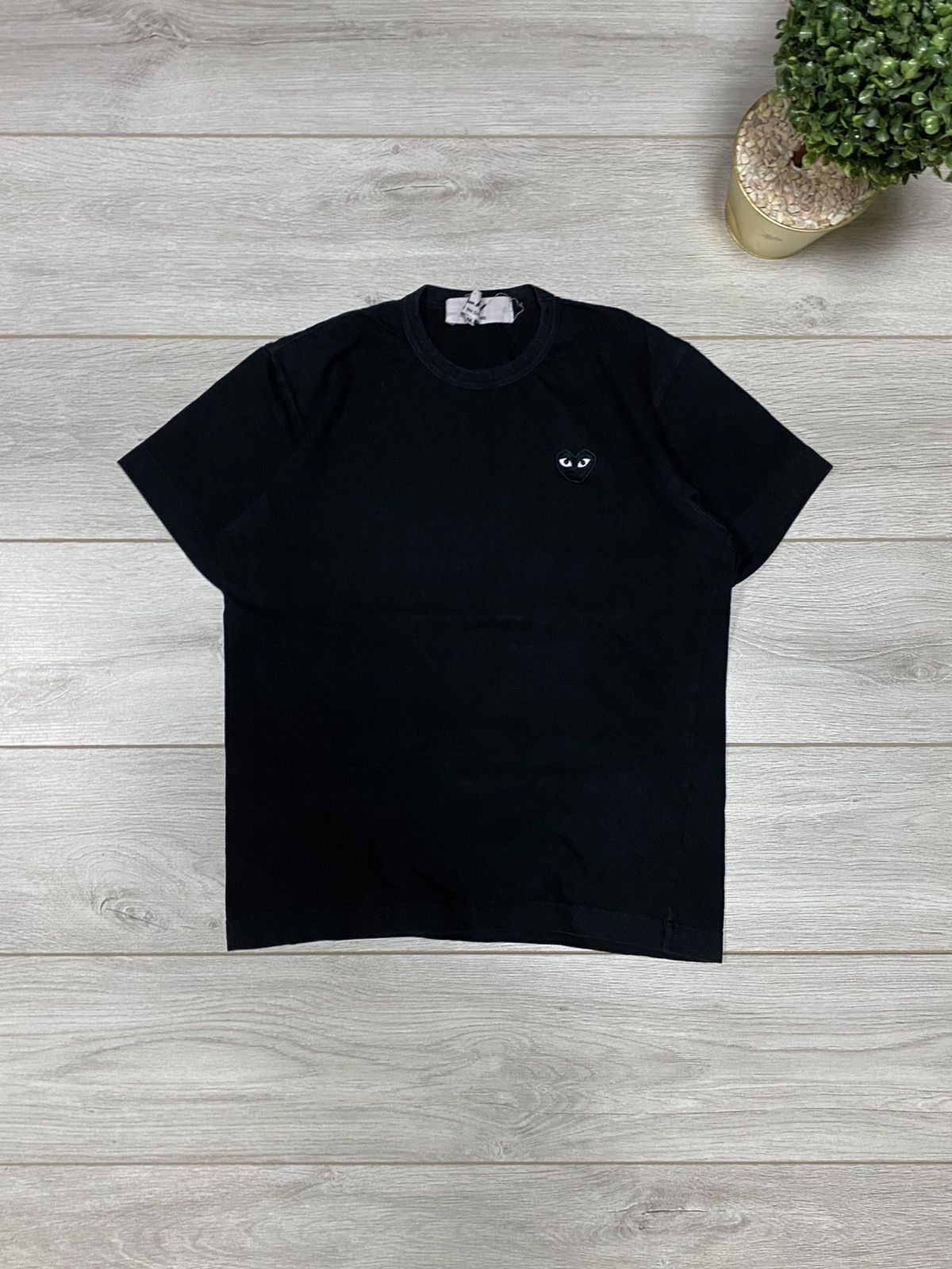 CDG by Comme des Garcons PLAY heart Comme des garçons vintage t-shirt Size US M / EU 48-50 / 2 - 1 Thumbnail