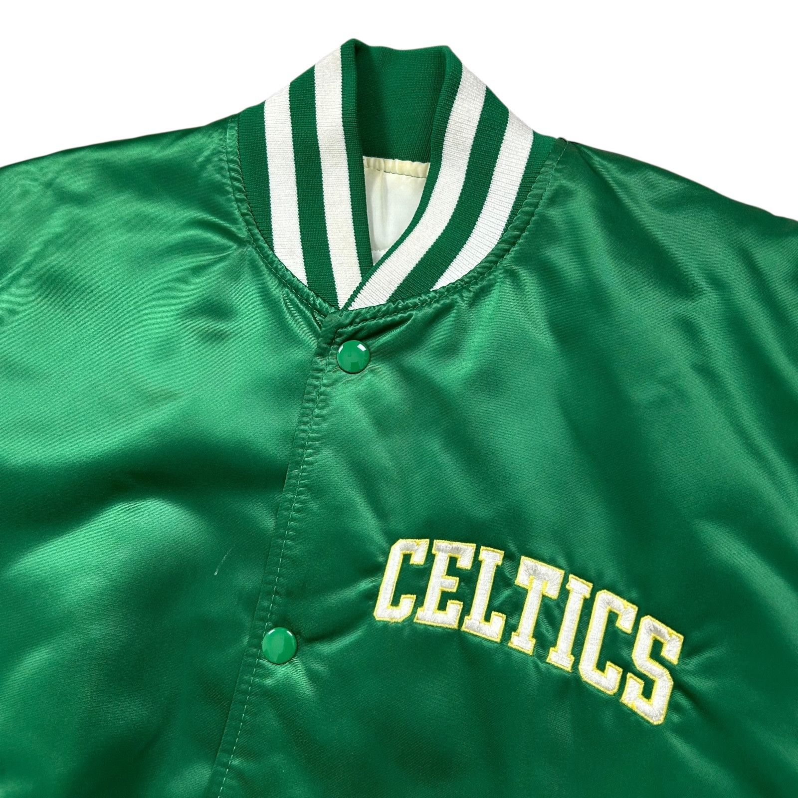NBA VTG 90s NBA BOSTON CELTICS STARTER SATIN JACKET BIG PATCH Size US M / EU 48-50 / 2 - 4 Thumbnail