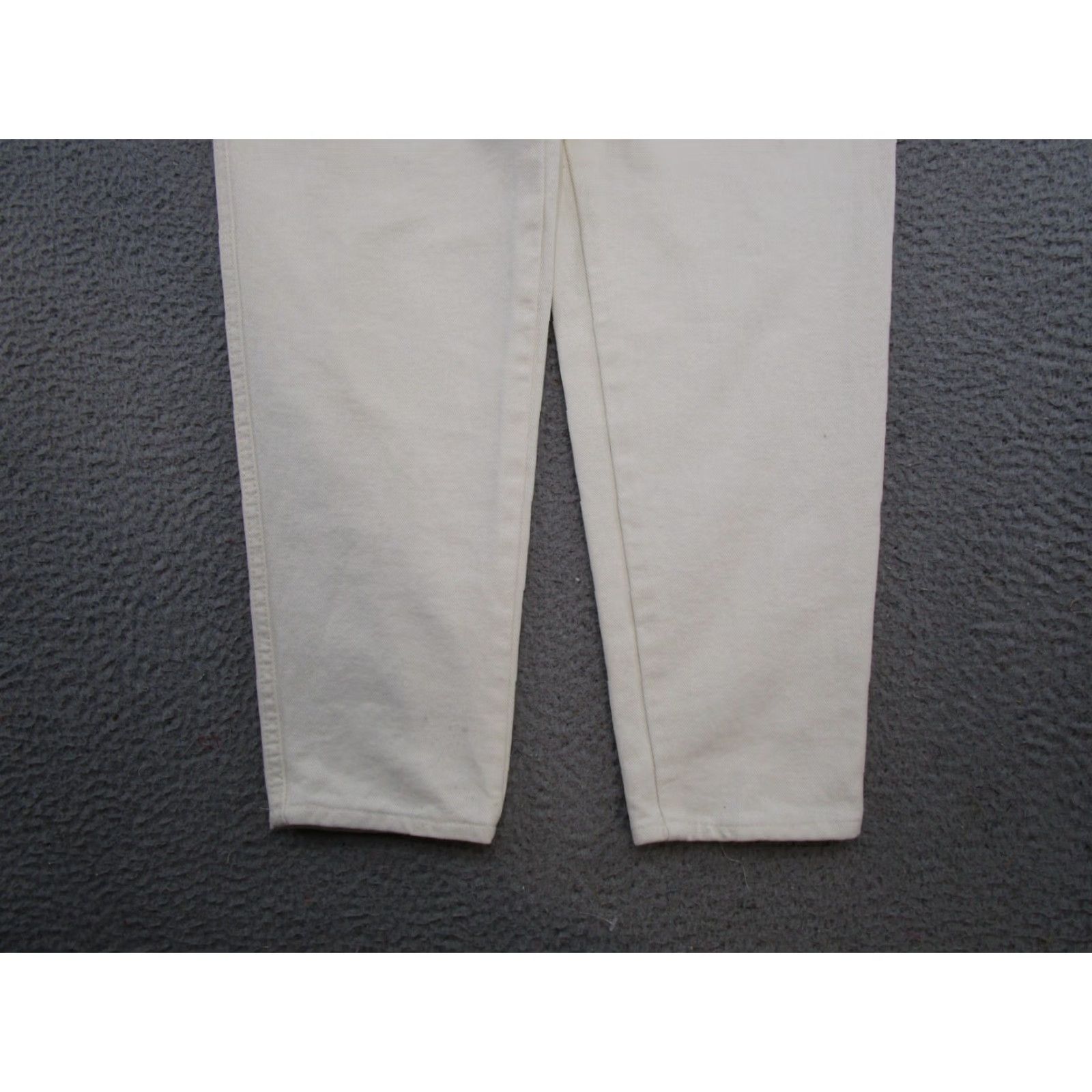 Vintage VINTAGE ZENA Jeans 90s High Rise Button Fly White Denim Mom Style Size 9 Womens Size 30" / US 8 / IT 44 - 2 Thumbnail
