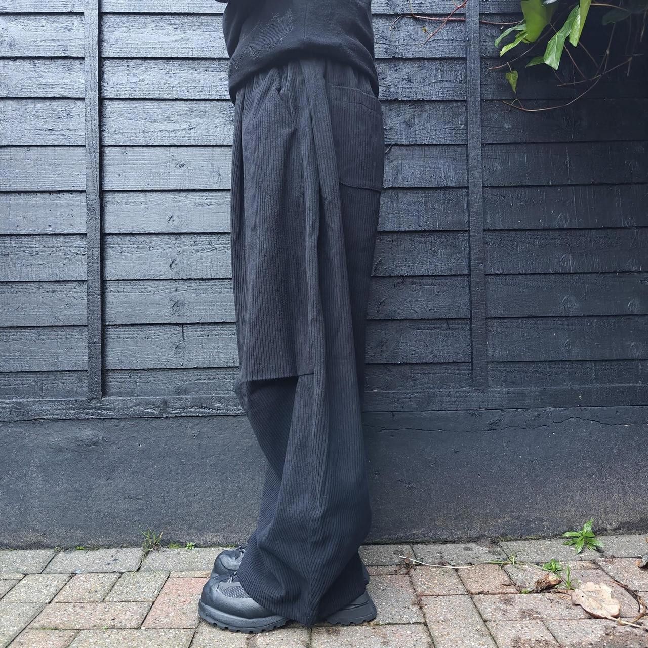 Other Japanese Black Pleated Wide Leg Pants Size US 32 / EU 48 - 3 Thumbnail