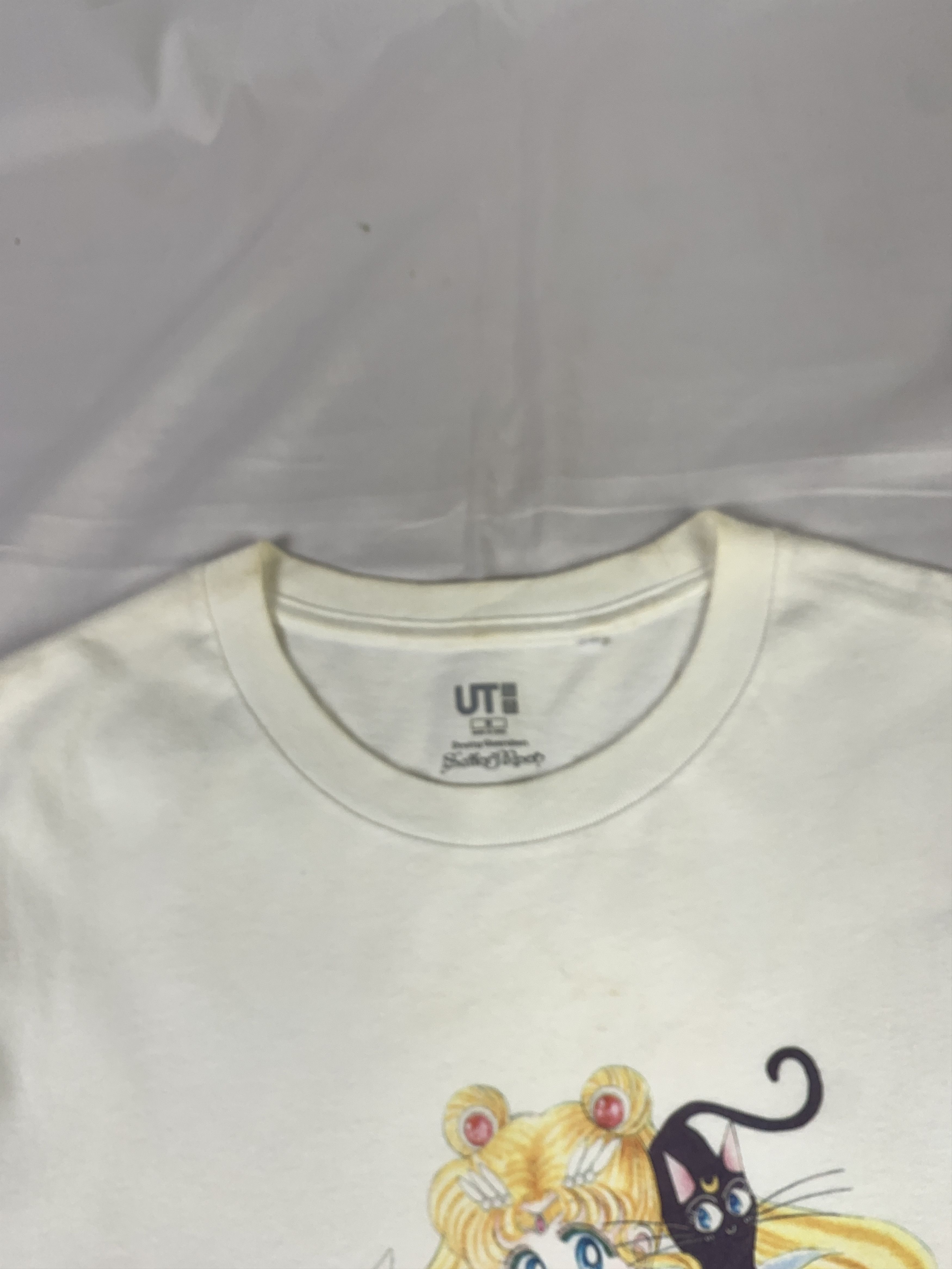 Uniqlo Uniqlo x Sailormoon White Oversize Tee (M) Size M / US 6-8 / IT 42-44 - 6 Thumbnail