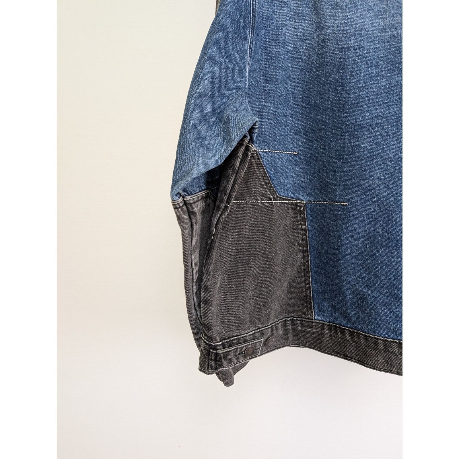 Supreme o1rshd1 Denim Jacket in Blue/Black Size US XL / EU 56 / 4 - 9 Thumbnail