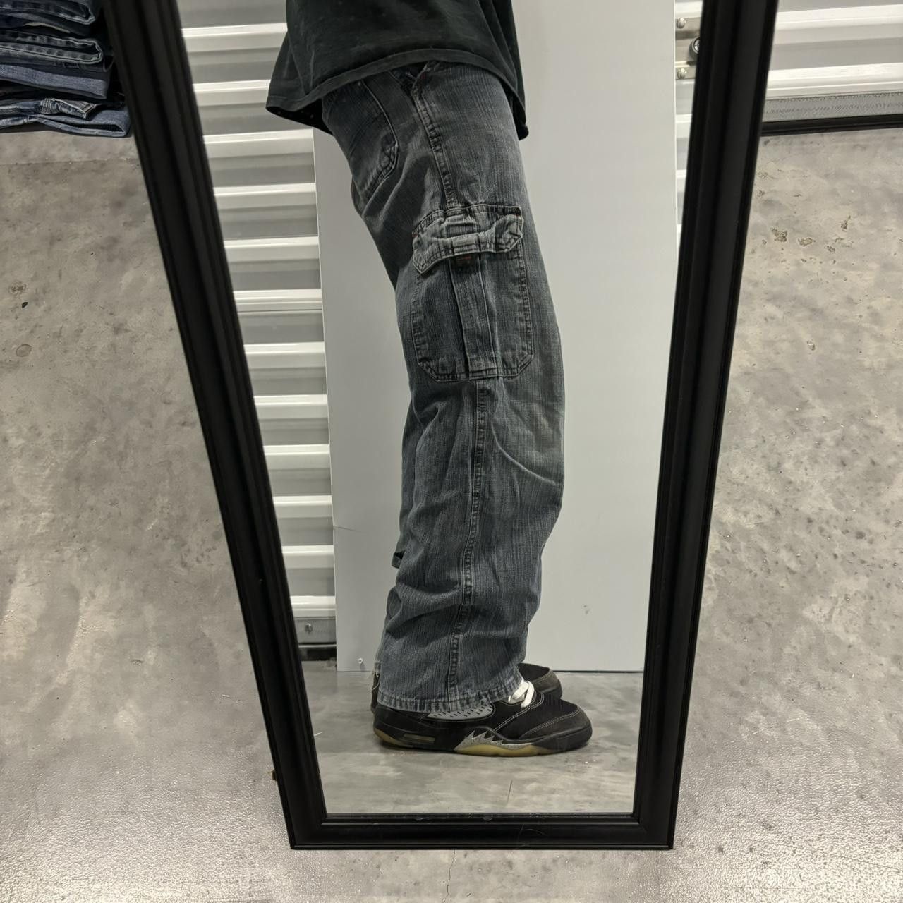 Japanese Brand × Vintage Crazy Vintage Y2K/2000s Grunge Dark Wash Skater Cargo Denim Jeans! Size US 27 - 2 Thumbnail