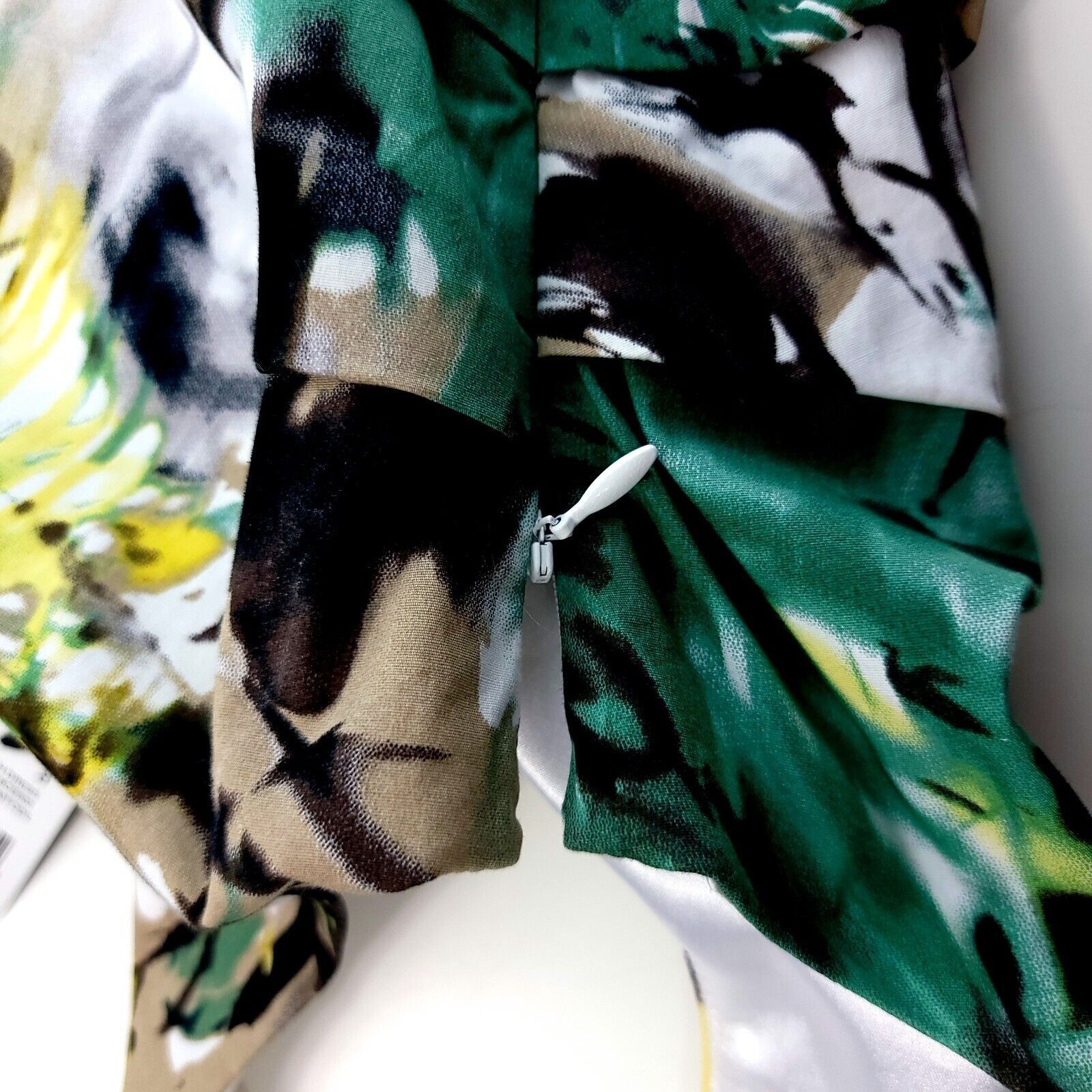 Vintage NEW Tahari Brown Green Yellow Abstract Floral Tallulah Dress Size M / US 6-8 / IT 42-44 - 10 Thumbnail