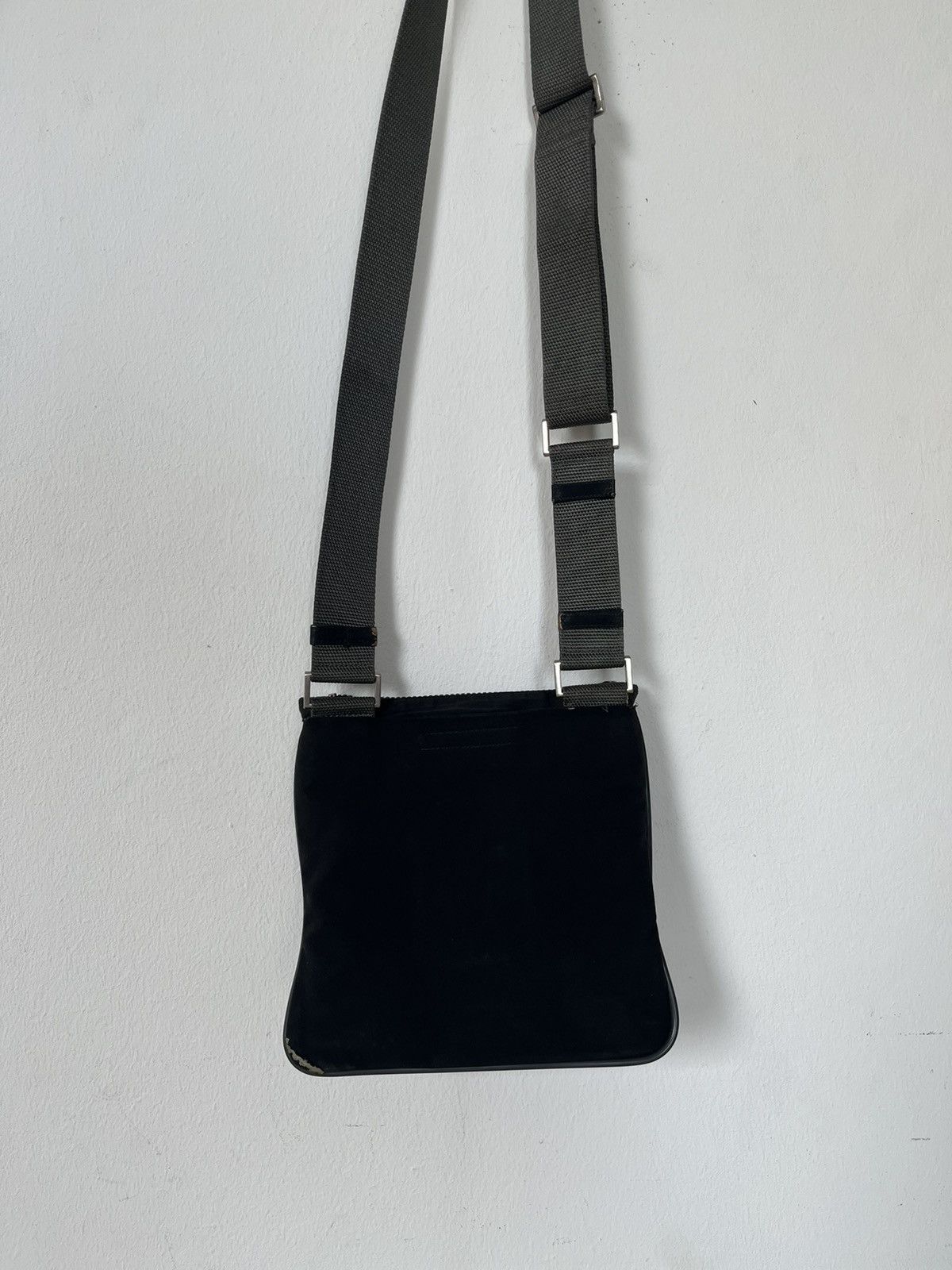 Prada Prada Fw 1999 mutli pocket side bag Size ONE SIZE - 10 Thumbnail