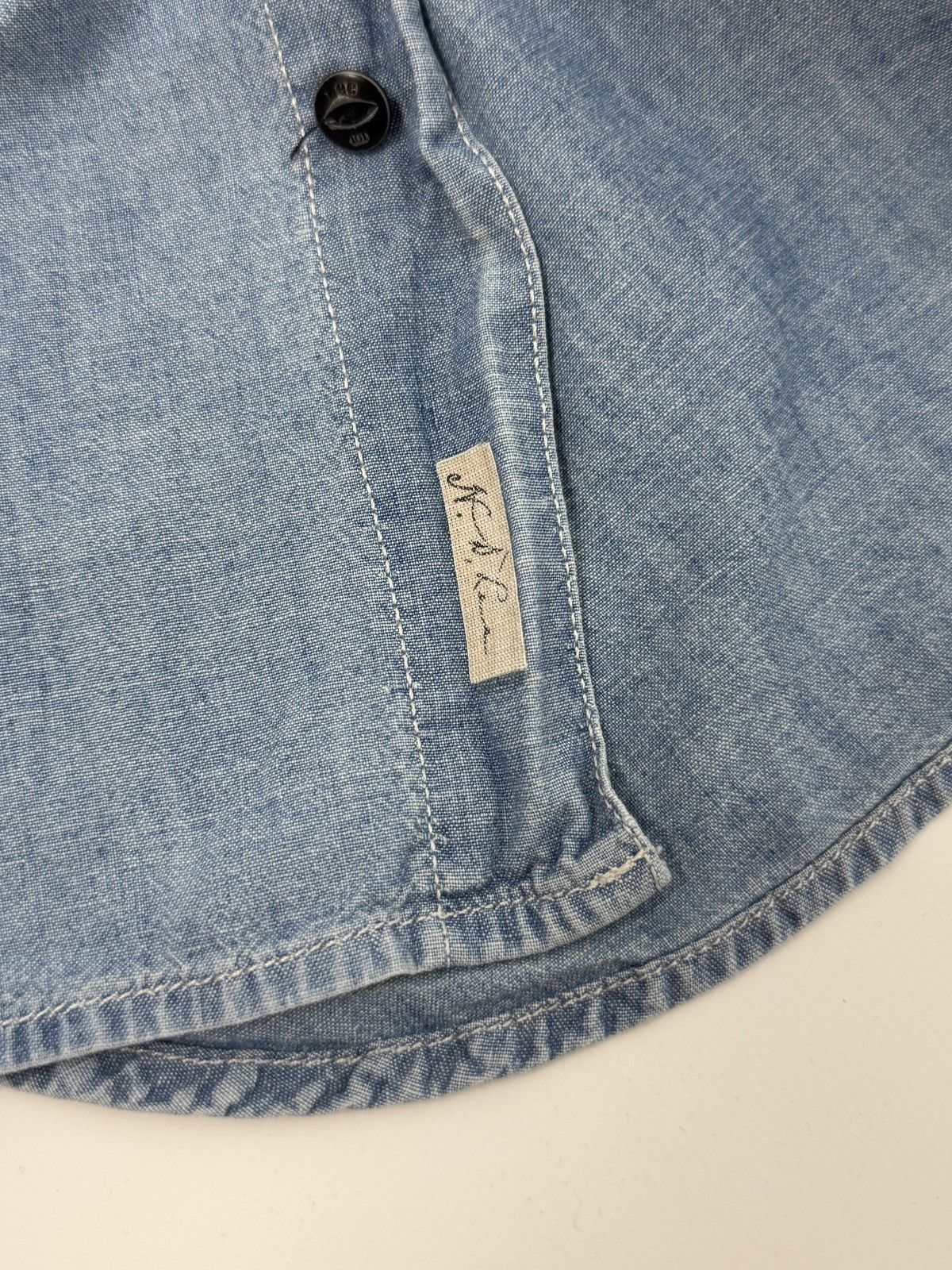 Lee Lee 101 Light Blue Chambray Button Down Crew Shirt M Size US M / EU 48-50 / 2 - 5 Thumbnail