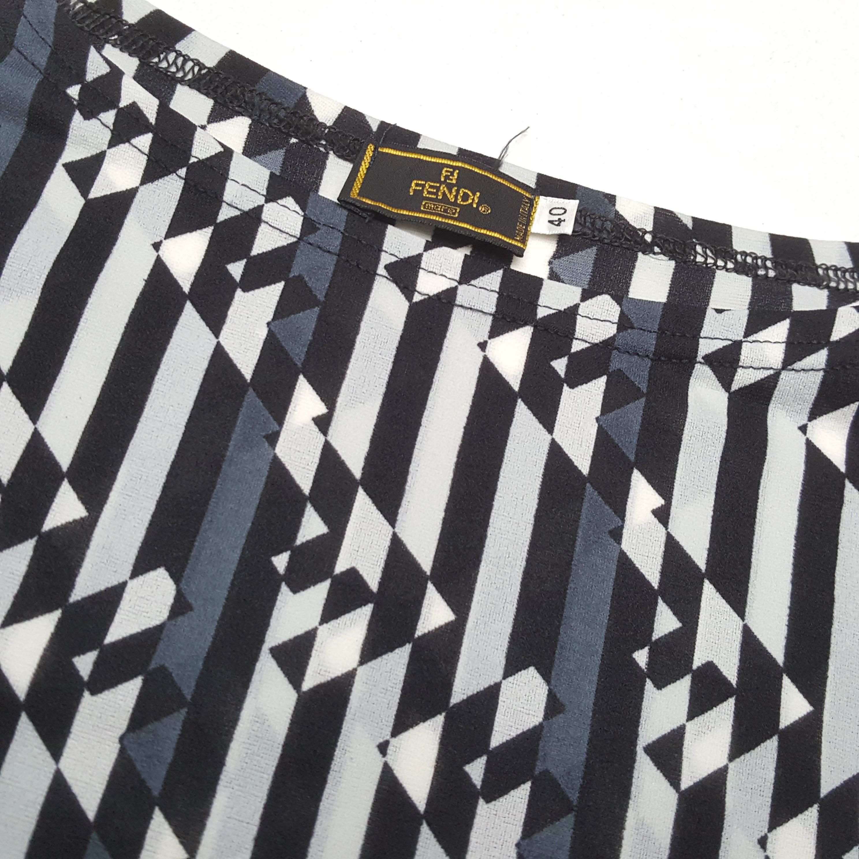 Fendi × Vintage Vintage FENDI Italian Fashion Brand Women's T-Shirts Size XXS / US 00 / IT 34 - 7 Thumbnail