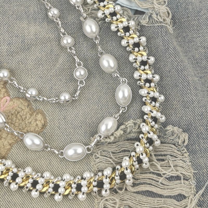 Vintage Retro Gothic Pearl Style Chains Wallet Size ONE SIZE - 6 Thumbnail