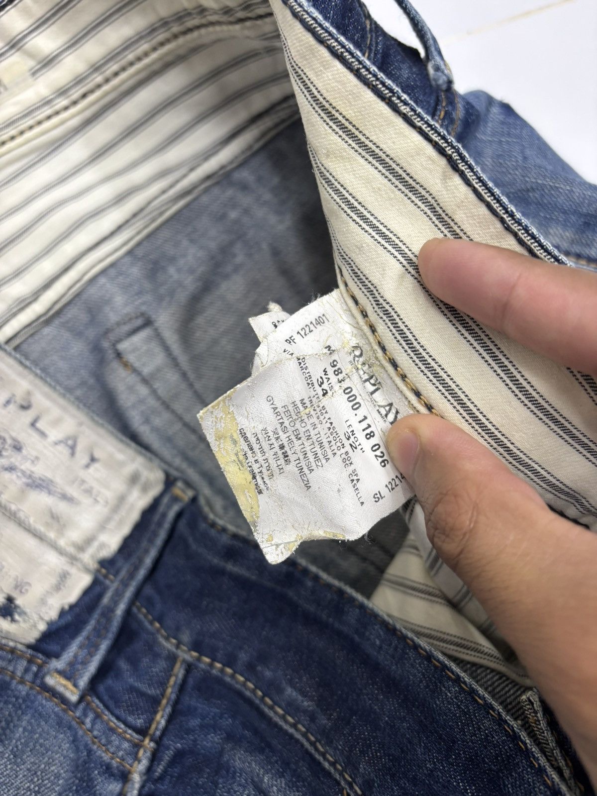 If Six Was Nine Vintage Distressed Denim Replay Selvedge Ripped Jeans Size US 35 - 14 Thumbnail