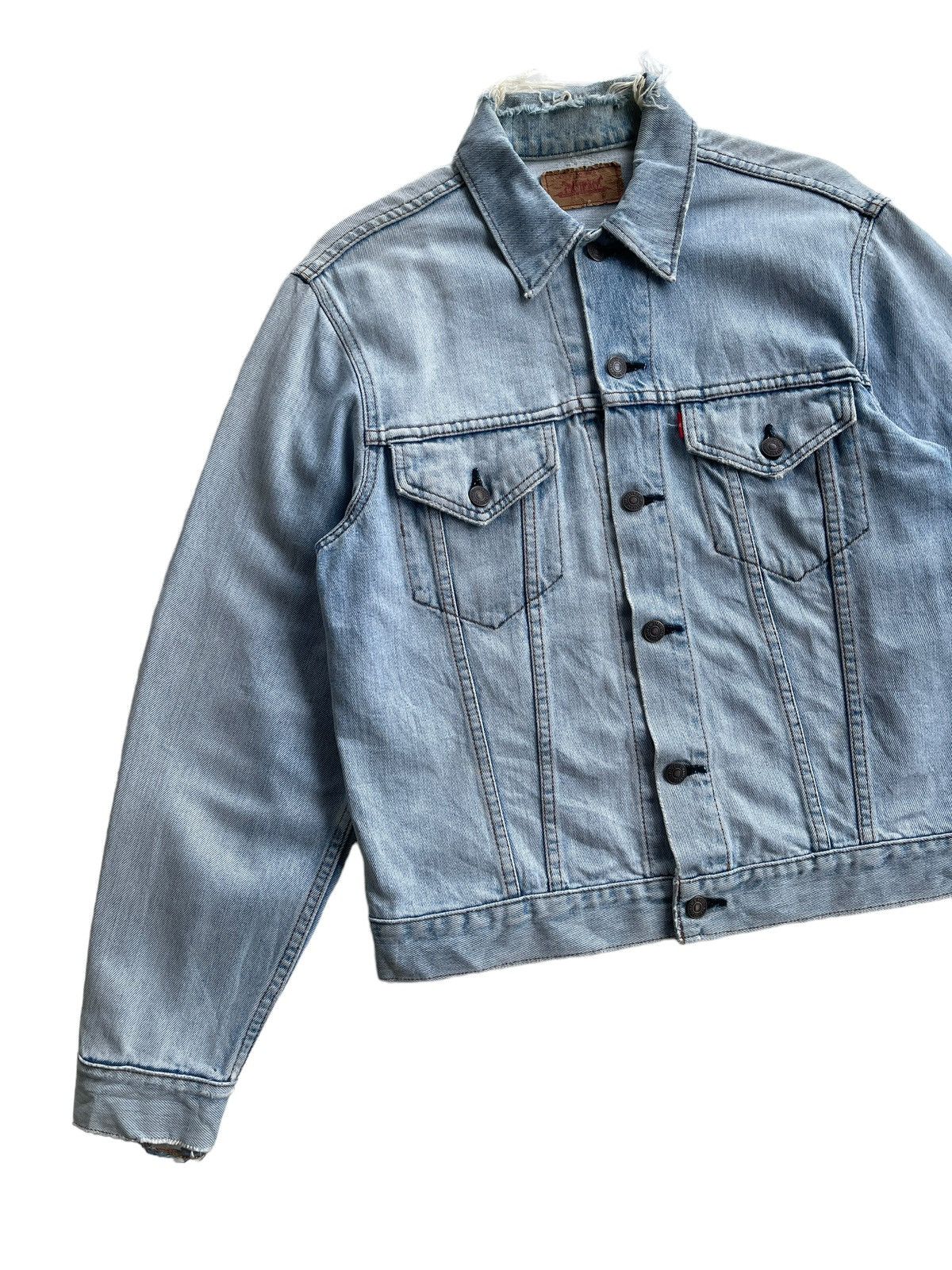 Levi's Vintage Clothing Vintage Levis J02 Distressed Trucker Denim Jacket Size US M / EU 48-50 / 2 - 8 Thumbnail