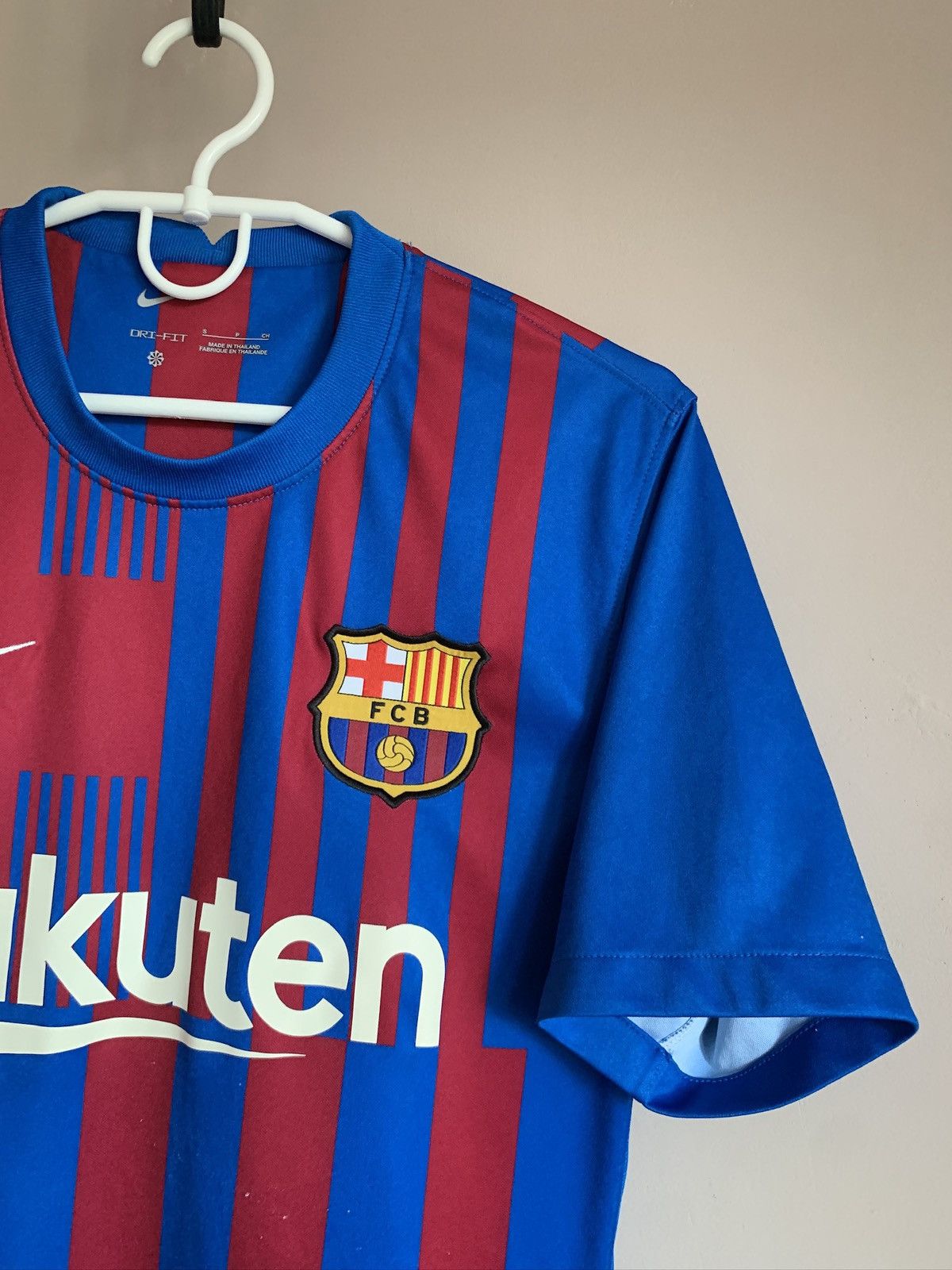 Nike Barcelona 21/22 Home Football Shirt Nike Soccer Jersey Sz S Size US S / EU 44-46 / 1 - 4 Thumbnail