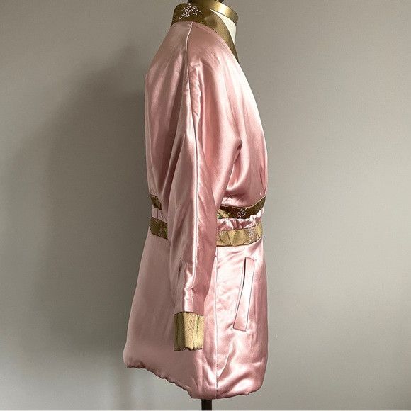 Other Asian-Inspired Pink Quilted Wrap Short Silk Robe - M/L Size ONE SIZE - 6 Thumbnail