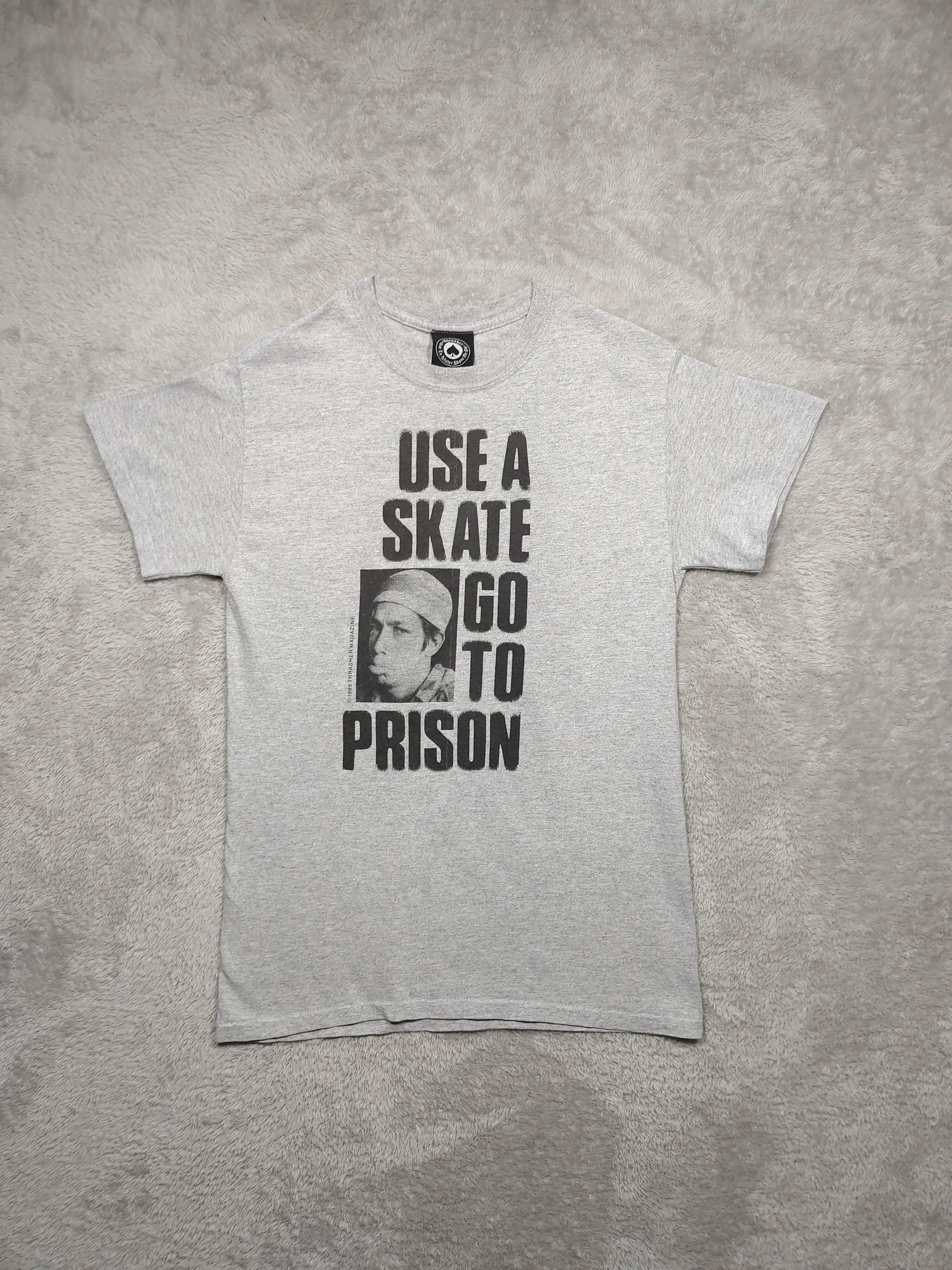 Girl Skateboards VINTAGE Y2K TRASHER USE A SKATE GO TO PRISON GRAY T SHIRT Size US S / EU 44-46 / 1 - 1 Thumbnail