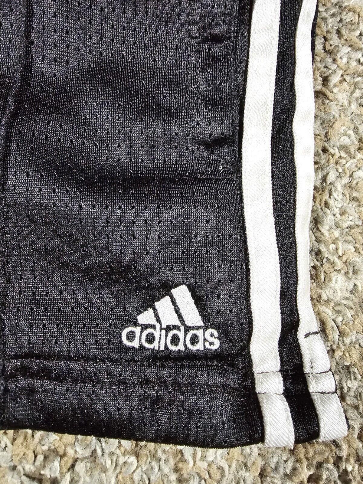 Adidas adidas Women's Pacer 3 Stripe Woven Polyester Gym Shorts L Size 36" / US 14 / IT 50 - 2 Thumbnail