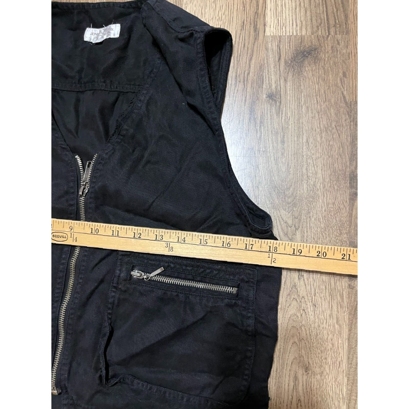 Jones New York Jones New York Jacket Women's Size Small Black Full Zip Pockets Zip Solid Polyester Regular Jacket Women Mens? No — adjust: Size S / US 4 / IT 40 - 5 Thumbnail