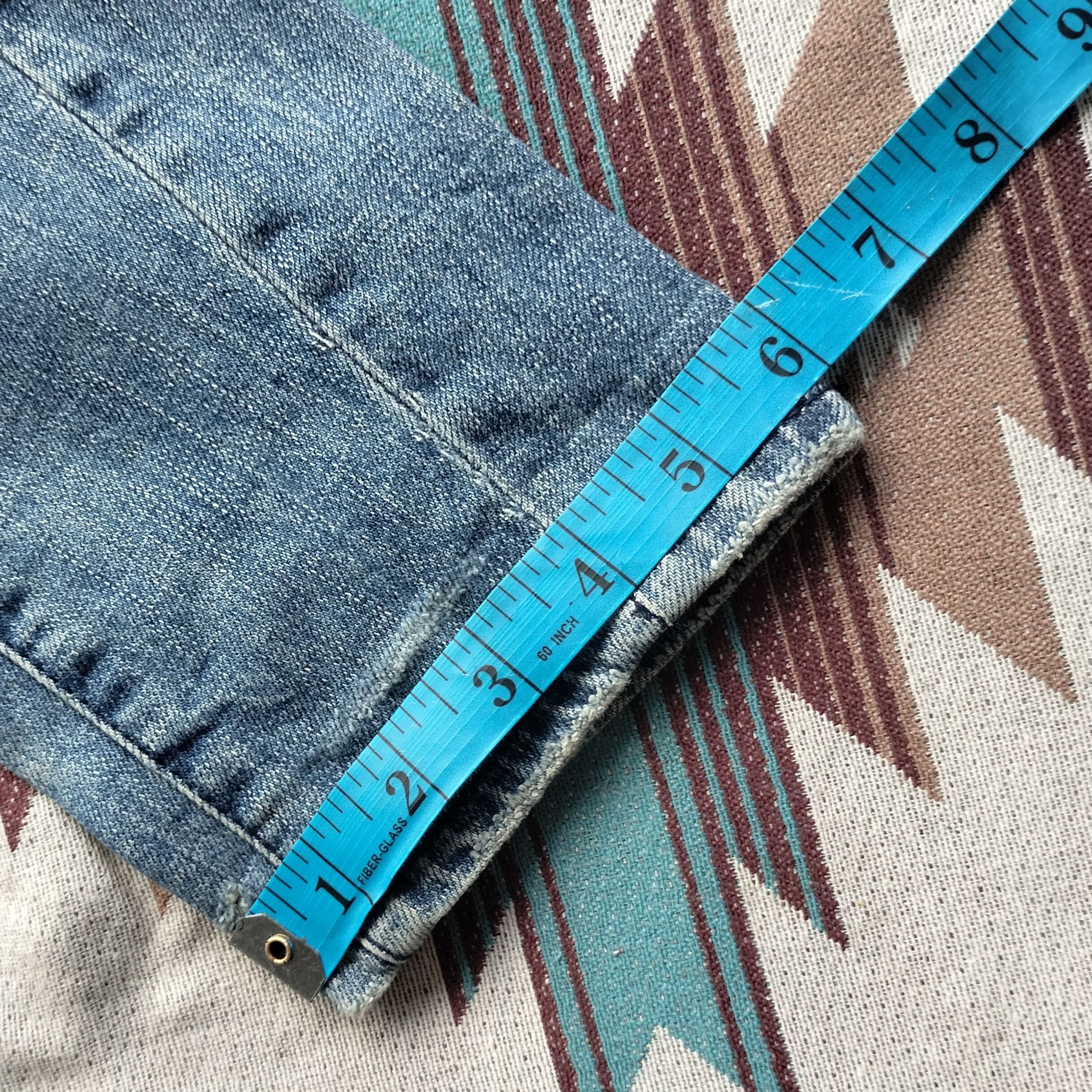 Jean Buckaroo curve distressed denim Size US 31 - 12 Thumbnail