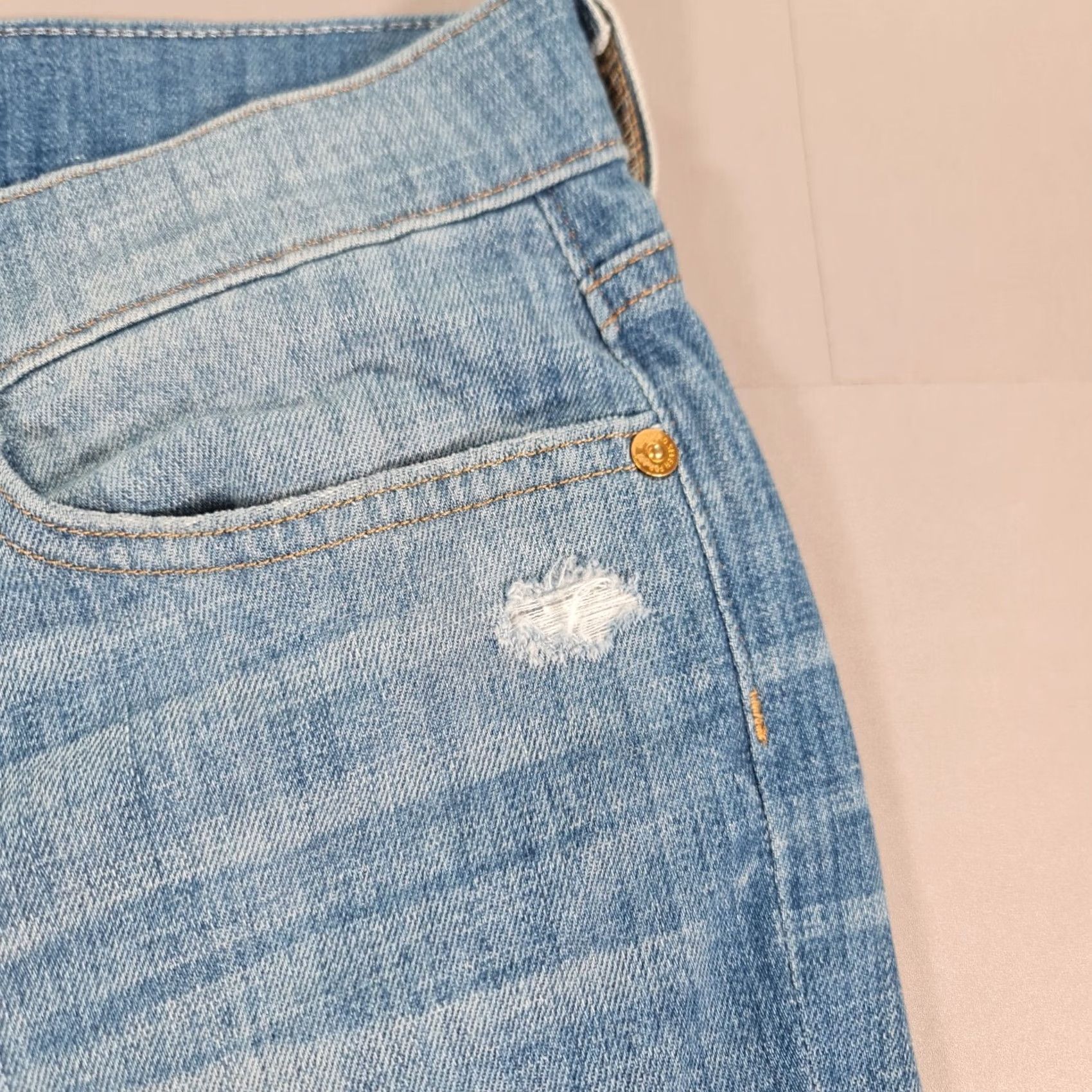 7 For All Mankind 7 For All Mankind Josie Jeans Women's W28 L27 Blue Distressed Stretch Denim 5-Pocket Ankle Size 28" / US 6 / IT 42 - 7 Thumbnail
