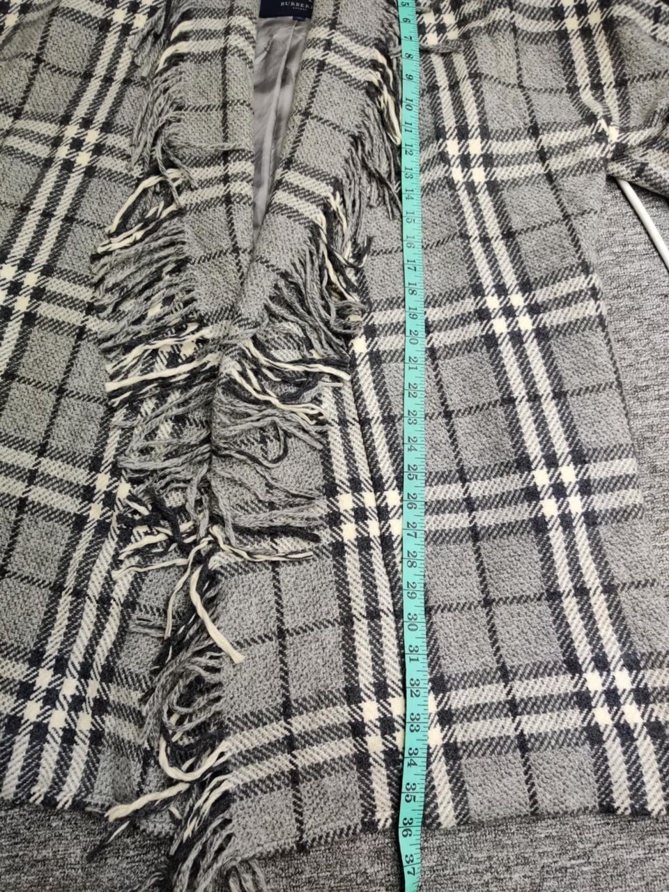 Burberry Burberry London Nova Check Fringe Cape Cardigan Jacket Size US XL / EU 56 / 4 - 17 Thumbnail