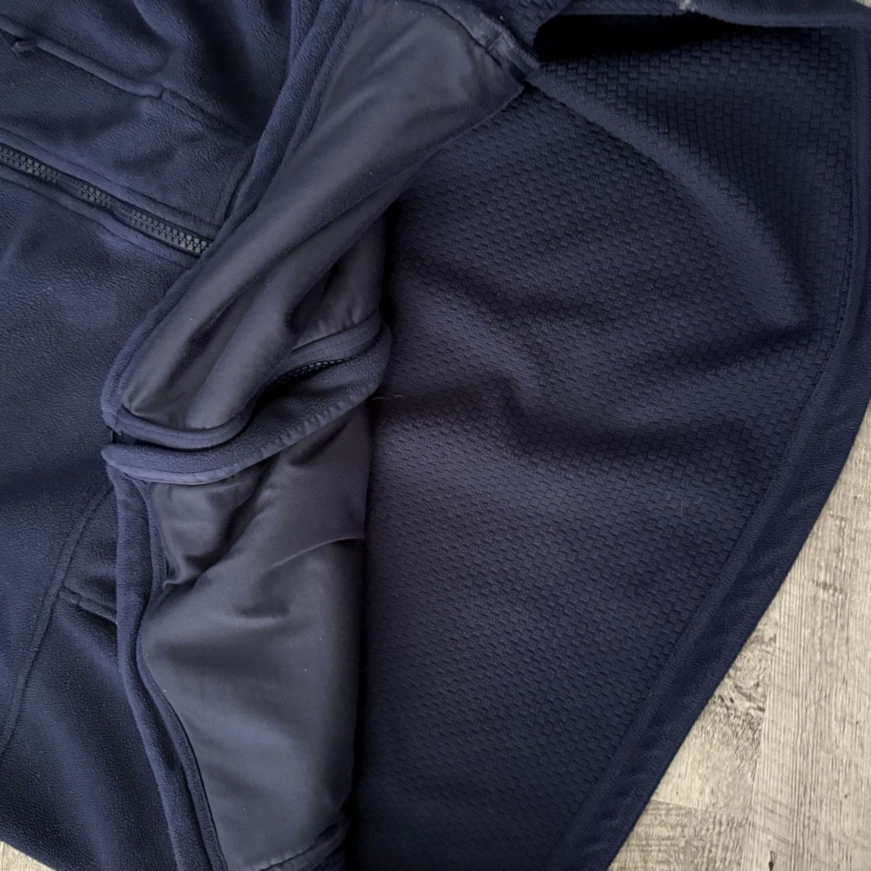 Duluth Trading Company Item Specifications: Material: 100% Polyester, Omni-Tech Size US XXL / EU 58 / 5 - 6 Thumbnail