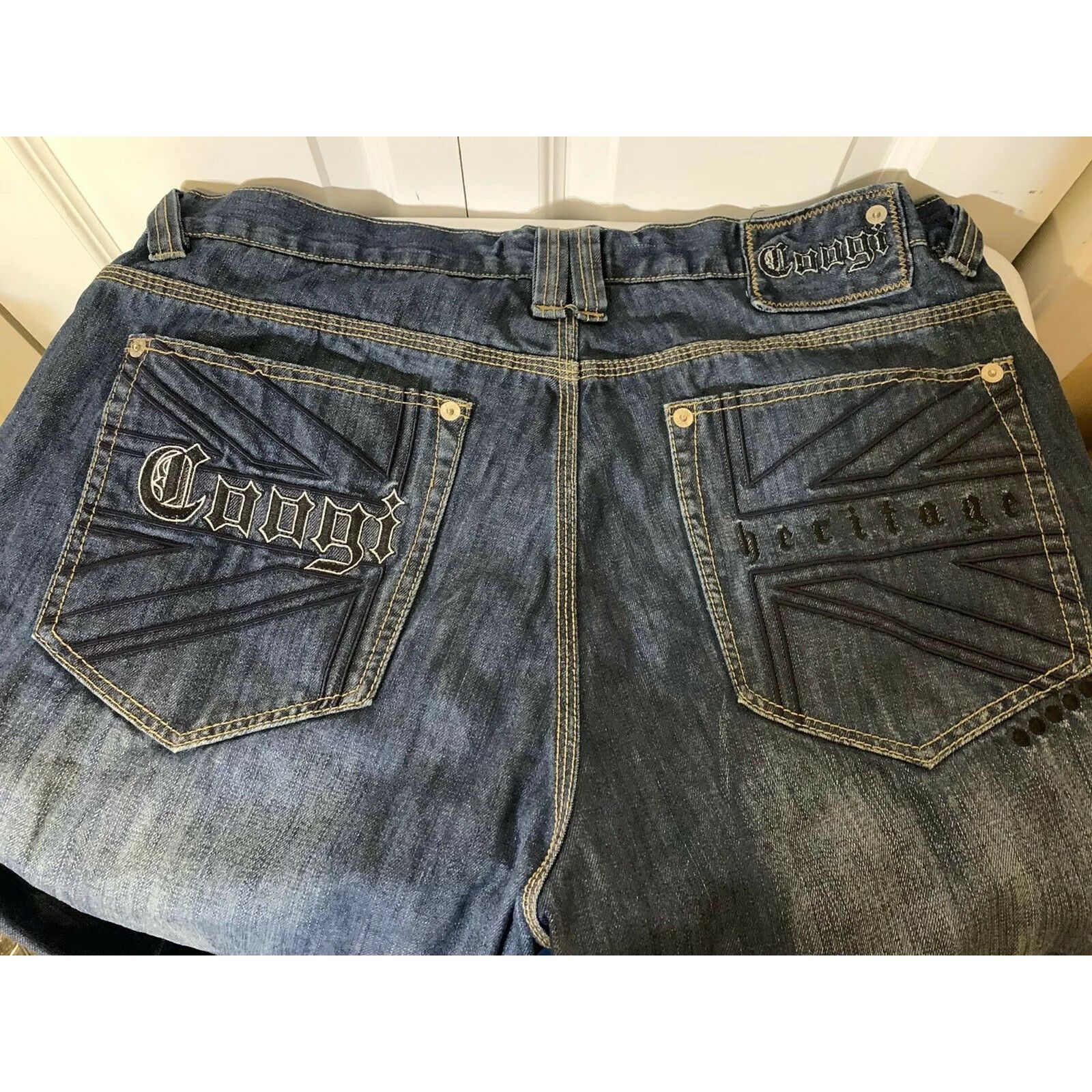 Coogi Coogi Men's Blue Sz 40 x 35 5-Pocket Embroidered Jeans Urban Size US 40 / EU 56 - 1 Thumbnail