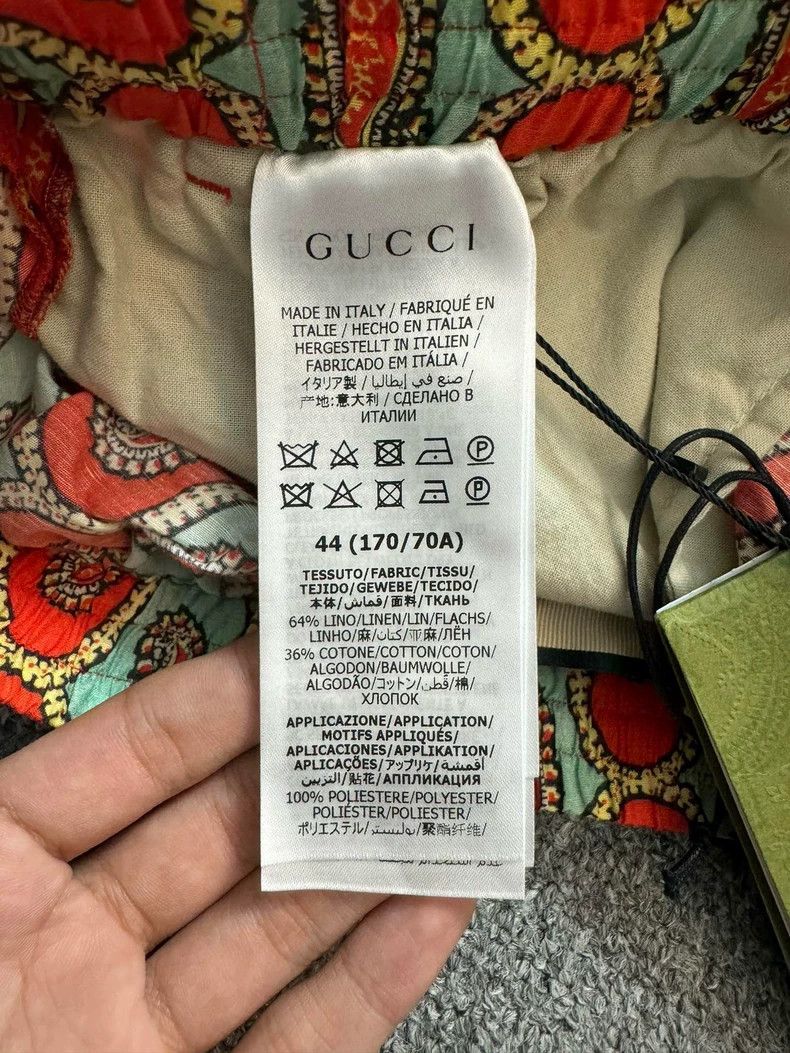 Gucci Gucci Size 45 Paisley Red and Green Cashew Flower Shorts 25 Size US 32 / EU 48 - 5 Thumbnail
