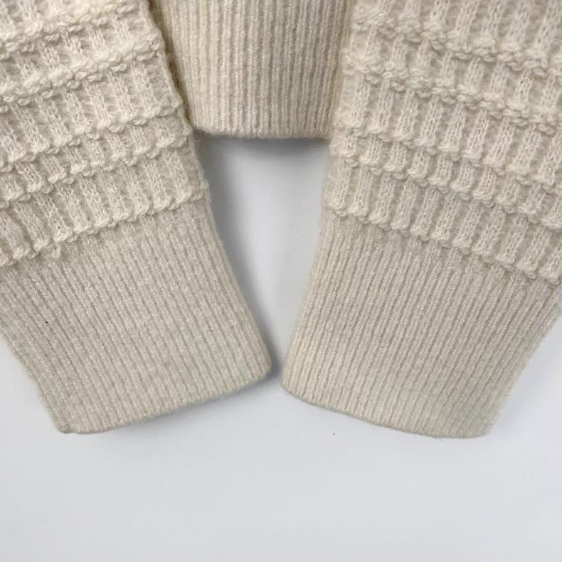 Chanel Chanel Beige three-dimensional relief flower knitted sweat Size XS / US 0-2 / IT 36-38 - 5 Thumbnail