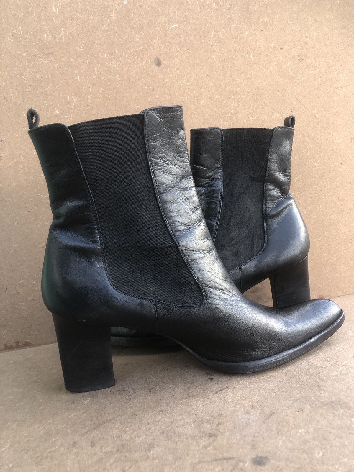 Miu Miu MIU MIU Black Calfskin Leather Women’s Boots Size 37.7 Size US 7.5 / IT 37.5 - 7 Thumbnail