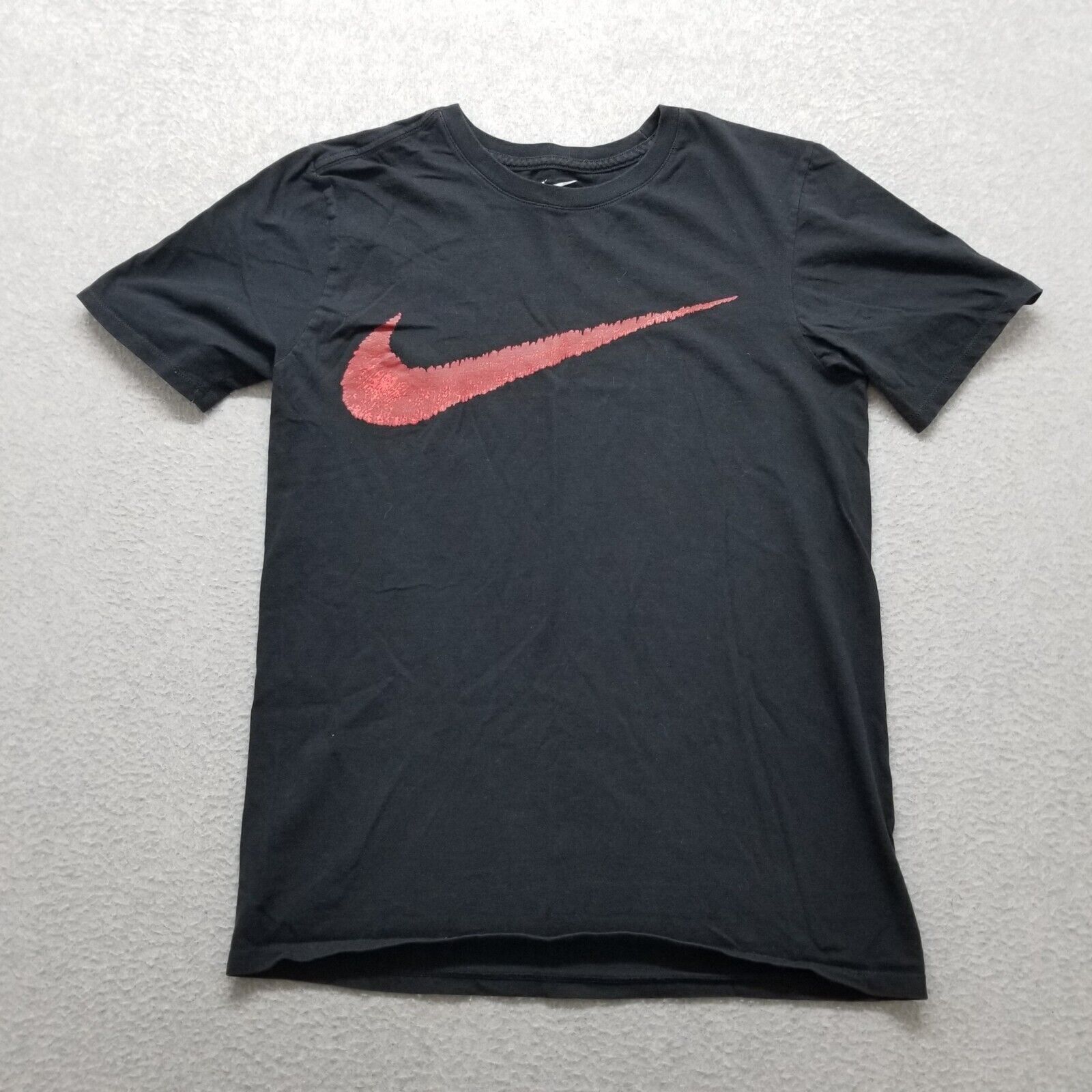 Nike Nike Shirt Womens Short Sleeve Crew Neck Central Swoosh Size S / US 4 / IT 40 - 1 Thumbnail