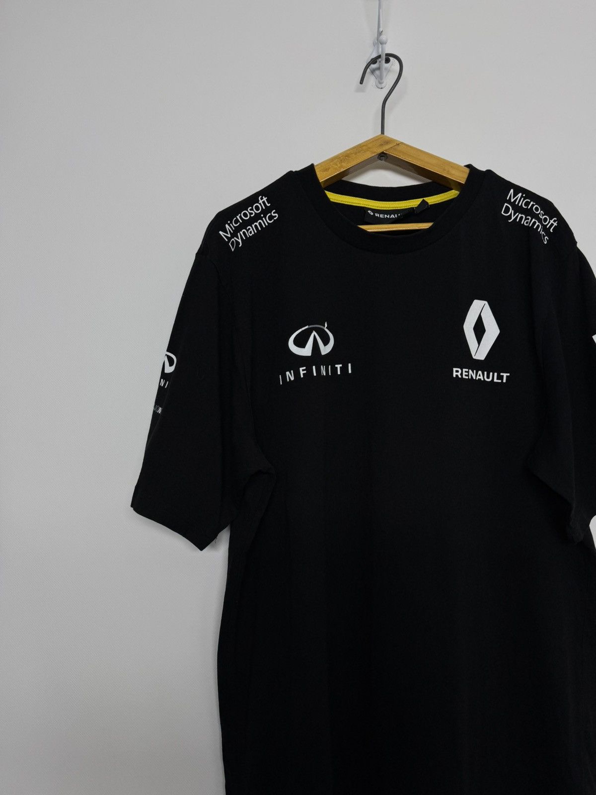Vintage Infiniti Renault Racing Team Formula One Polo Shirt Jersey Size US L / EU 52-54 / 3 - 10 Thumbnail