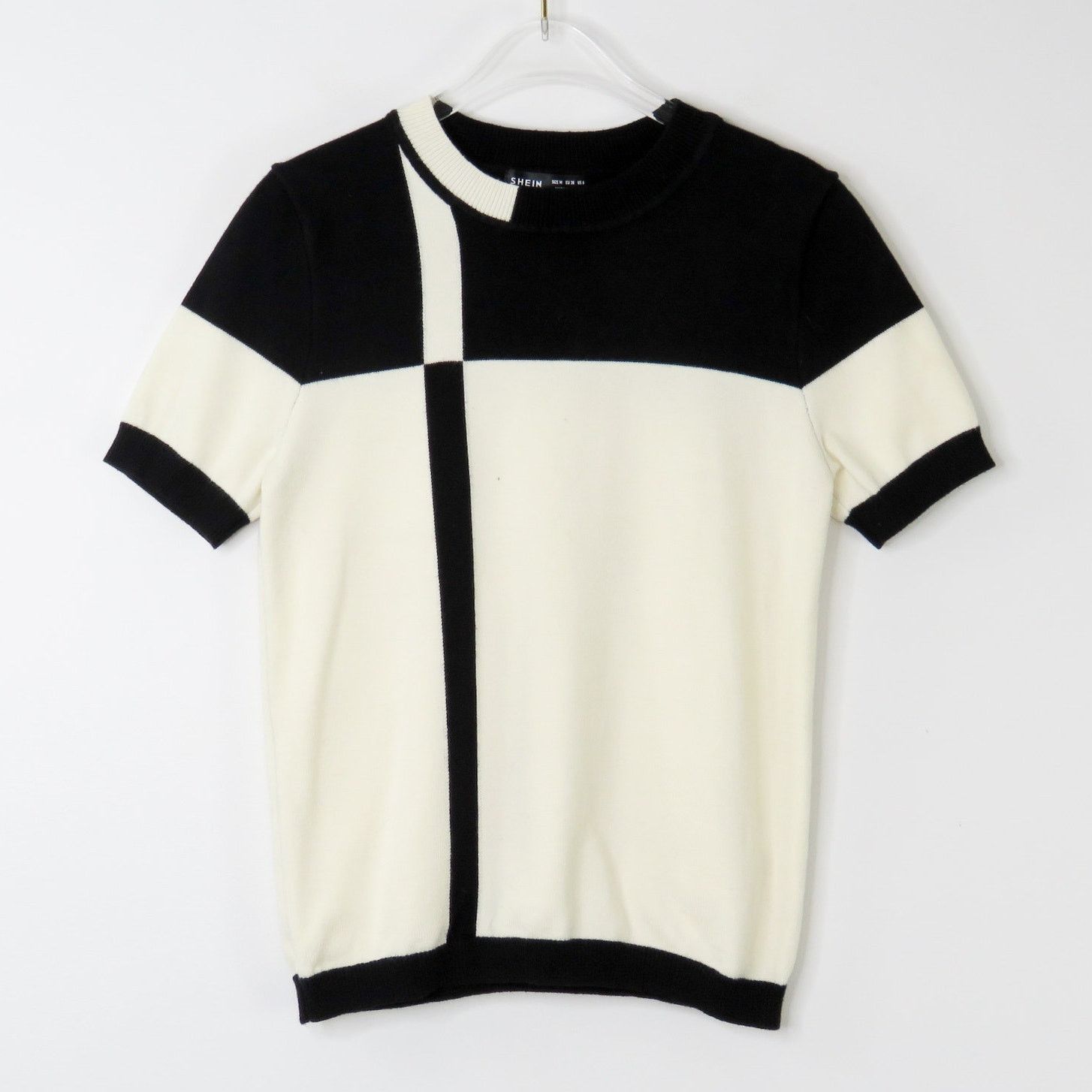 Shein Shein Black White Colorblock Knit Top Short Sleeve Medium Size M / US 6-8 / IT 42-44 - 2 Thumbnail