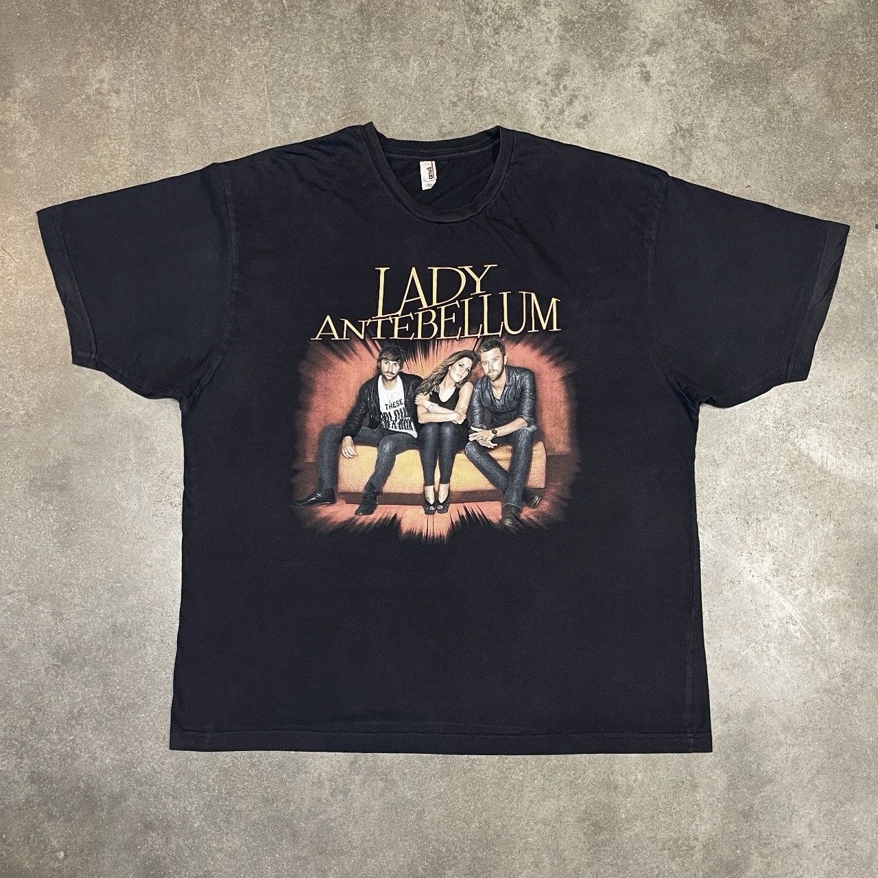 Anvil Lady Antebellum Band Tee Graphic Concert T-Shirt Size US XXL / EU 58 / 5 - 1 Thumbnail