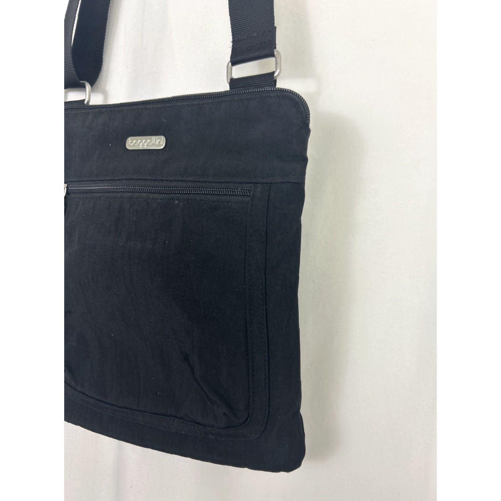 Vintage Baggallini Crossbody Bag Medium Black Nylon Polyester Adjustable Strap Womens Size ONE SIZE - 5 Thumbnail