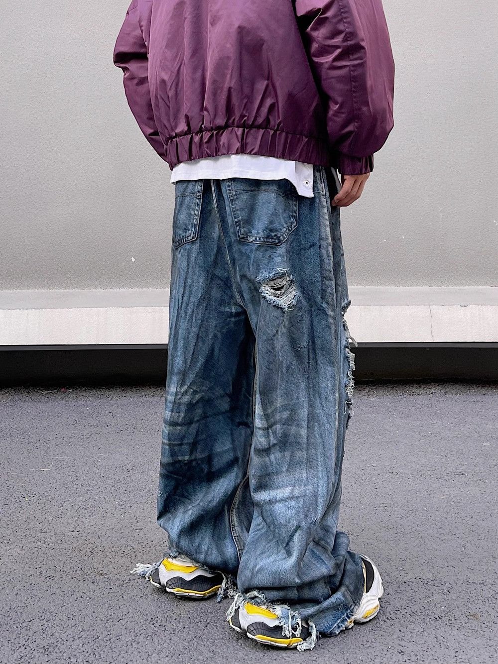 Jean × Vintage Perforated Silhouette Streetwear Baggy Jeans Size US 30 / EU 46 - 3 Thumbnail