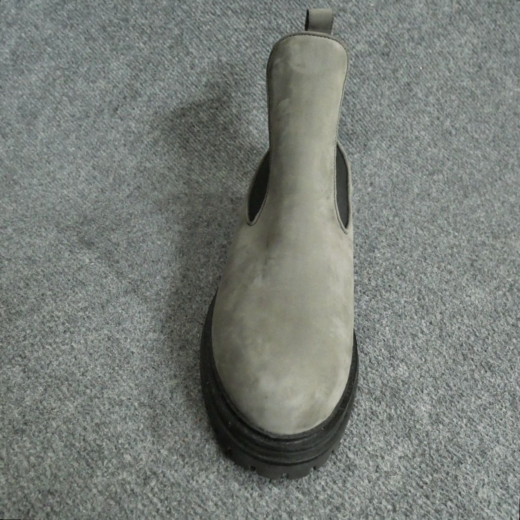 Vintage M Gemi Chelsea Boots Mens GREY Suede Leather 9/42 Chelsea Boot Casual Size US 9 / EU 42 - 5 Thumbnail
