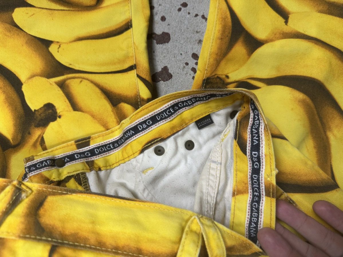 Dolce & Gabbana 2003 Dolce & Gabbana Banana Print 3/4 Capri Pants Size 27" / US 4 / IT 40 - 11 Thumbnail
