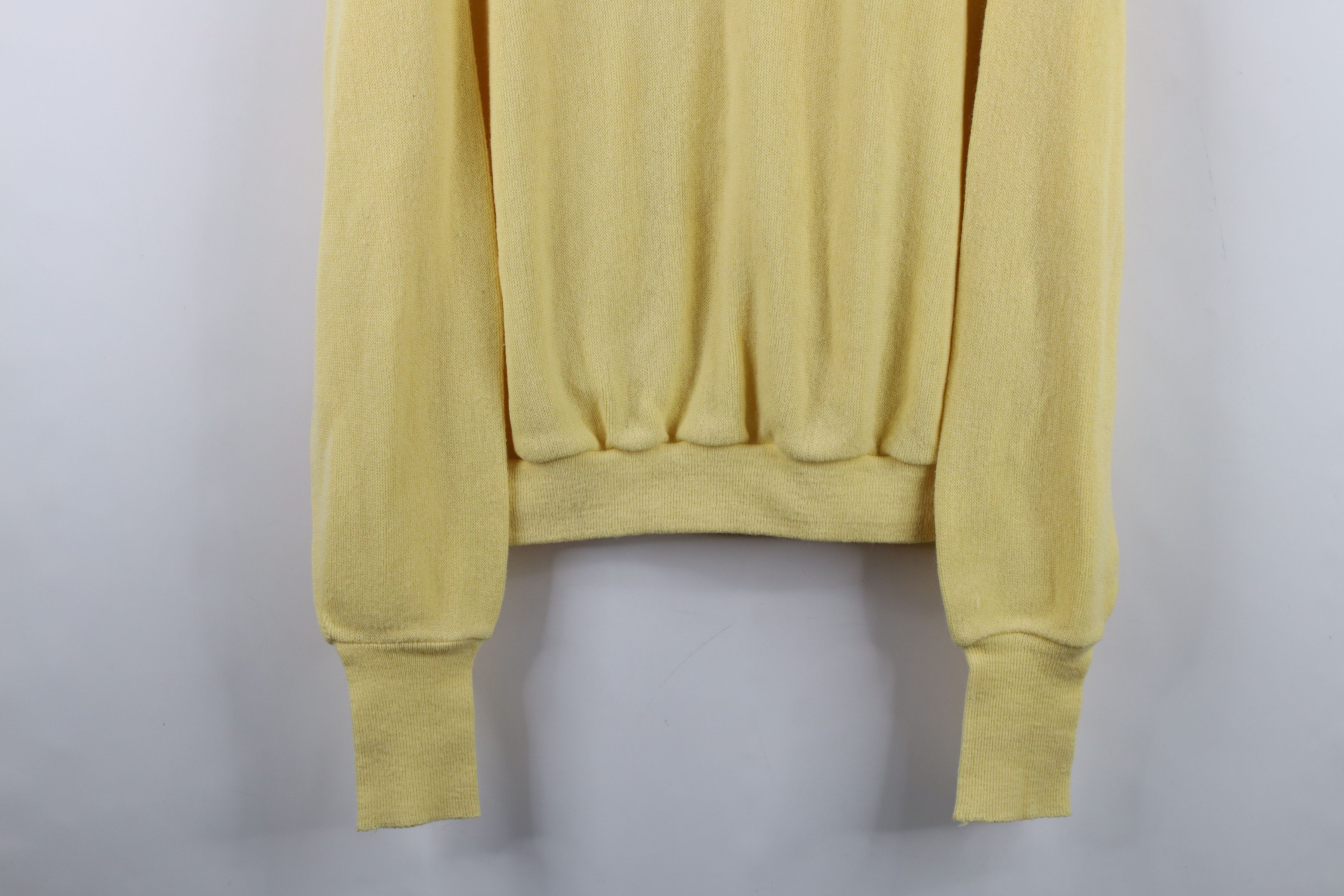 Lacoste Vintage 80s Izod Lacoste Croc Logo Knit V-Neck Sweater USA Size US XL / EU 56 / 4 - 3 Thumbnail