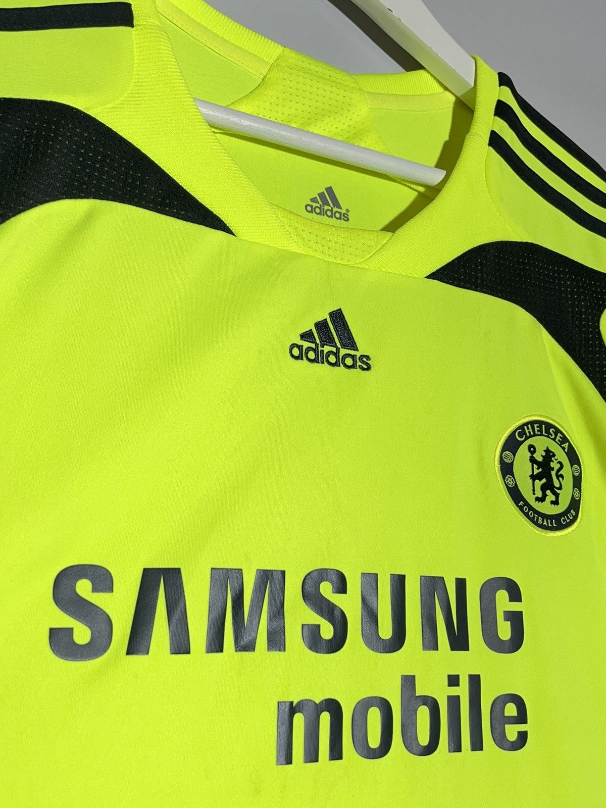 Adidas × Chelsea Soccer Chelsea Umbro Y2k Streetwear 2007/08 Away Football Shirt Size US XL / EU 56 / 4 - 3 Thumbnail