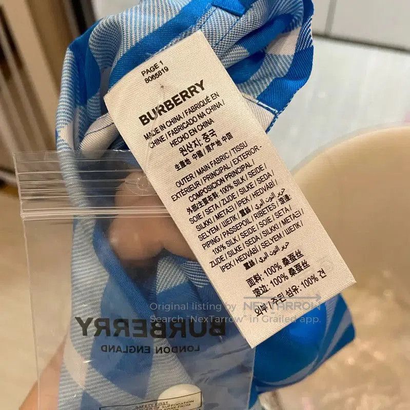 Burberry Burberry Blue Silk Short-Sleeve Shirt. Size M / US 6-8 / IT 42-44 - 3 Thumbnail