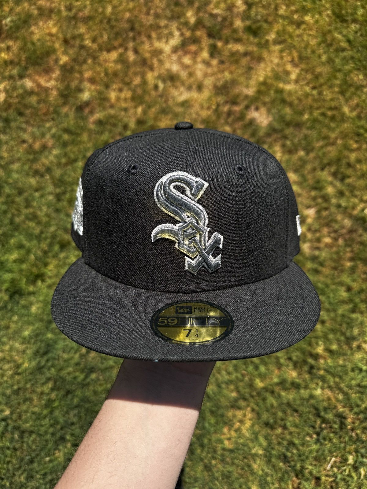 New Era EXCLUSIVE CHICAGO WHITE SOX W/ COMISKEY PARK SIDE PATCH Size ONE SIZE - 1 Thumbnail