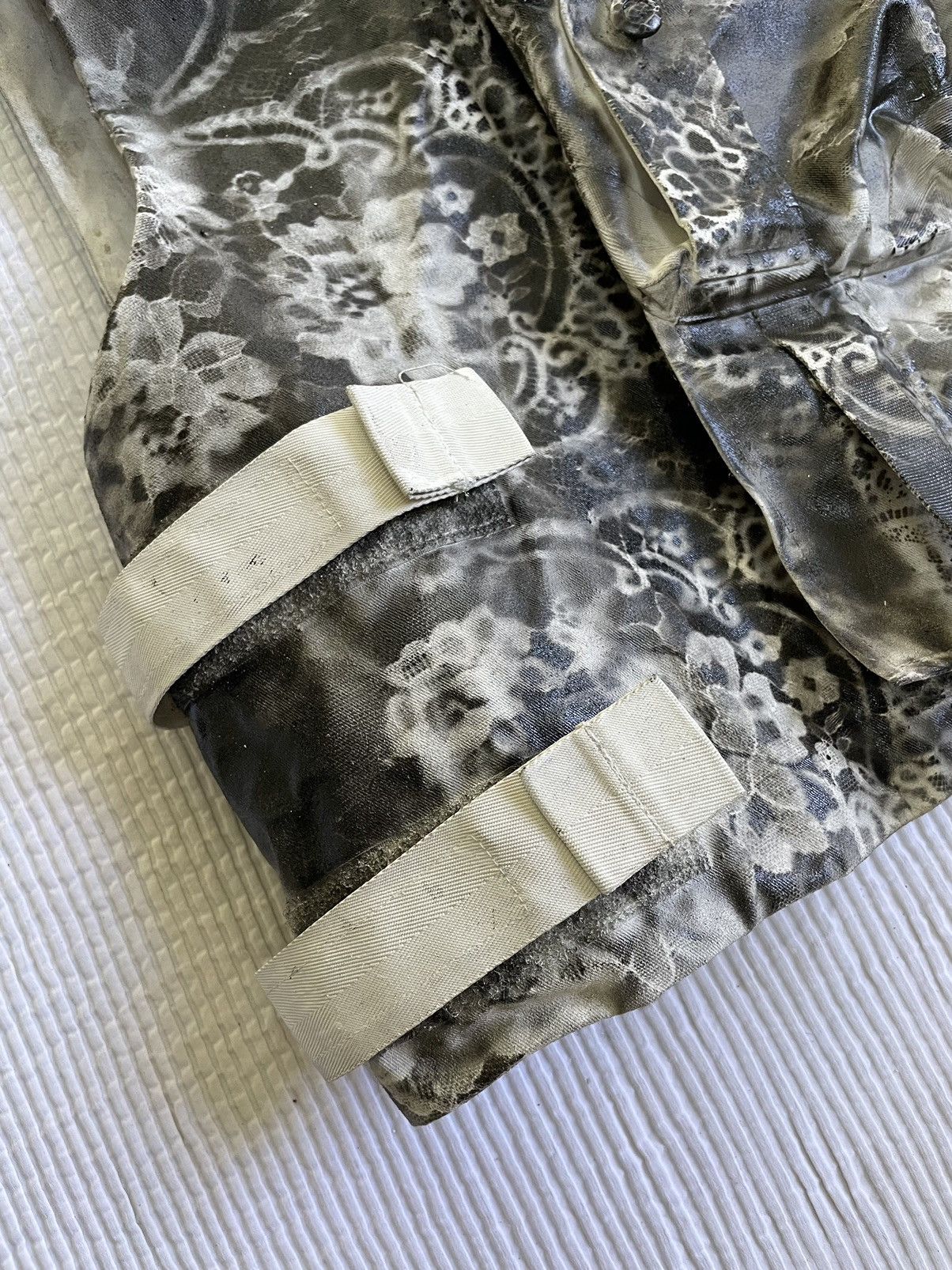 Handmade Sexy Perfect Painted Tactical Vest Size US M / EU 48-50 / 2 - 5 Thumbnail