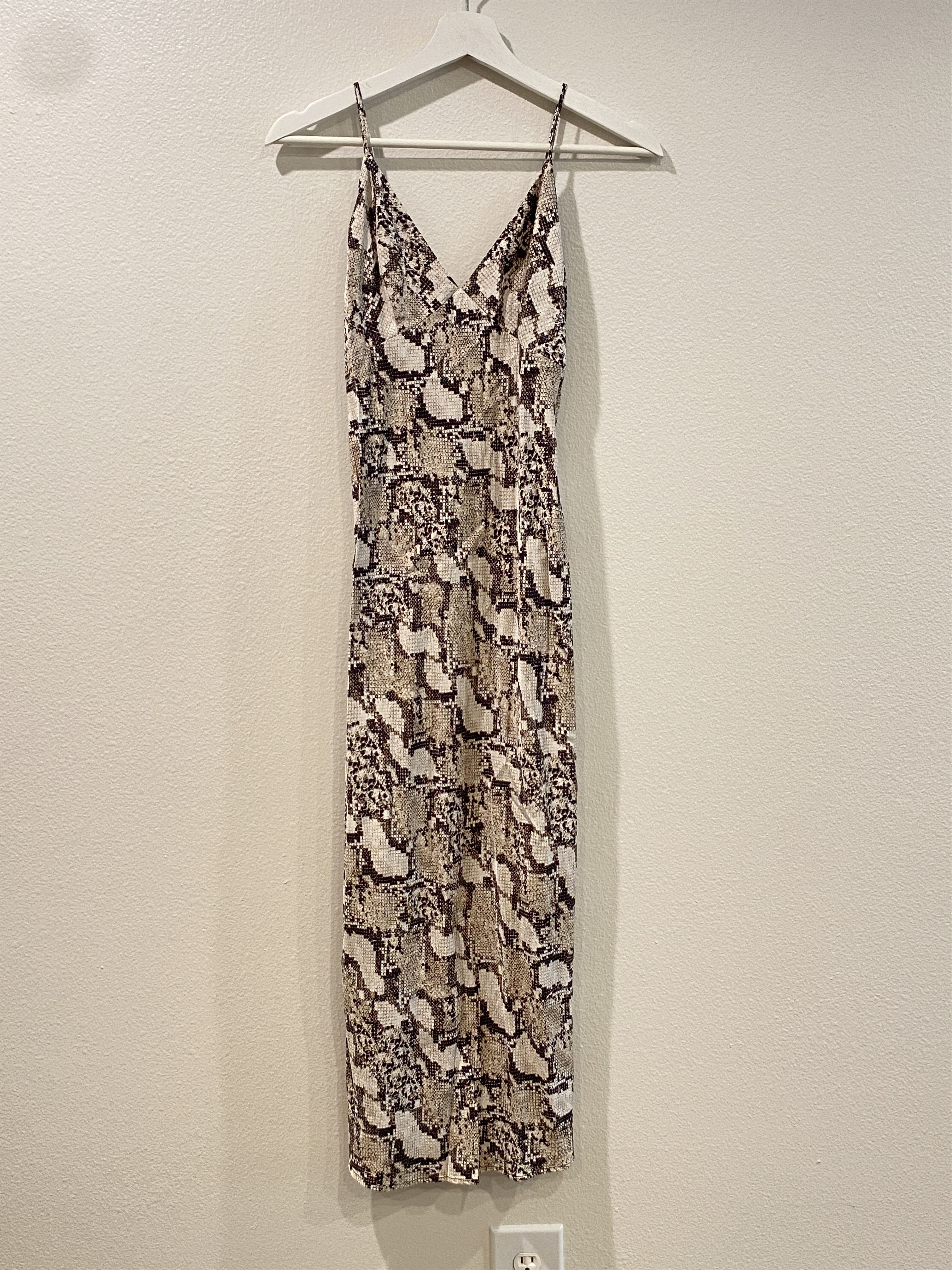 H&M Grunge Beige Snakeskin-Patterned Slip Dress Size XS / US 0-2 / IT 36-38 - 11 Thumbnail