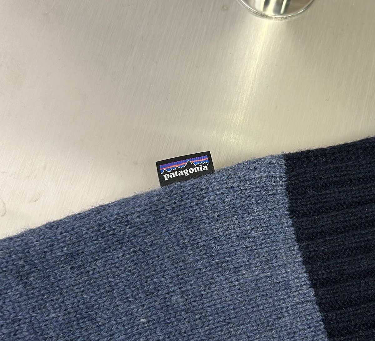 Patagonia Patagonia Wool Blend Blue Navy Sweater Size XL Size US XL / EU 56 / 4 - 10 Thumbnail
