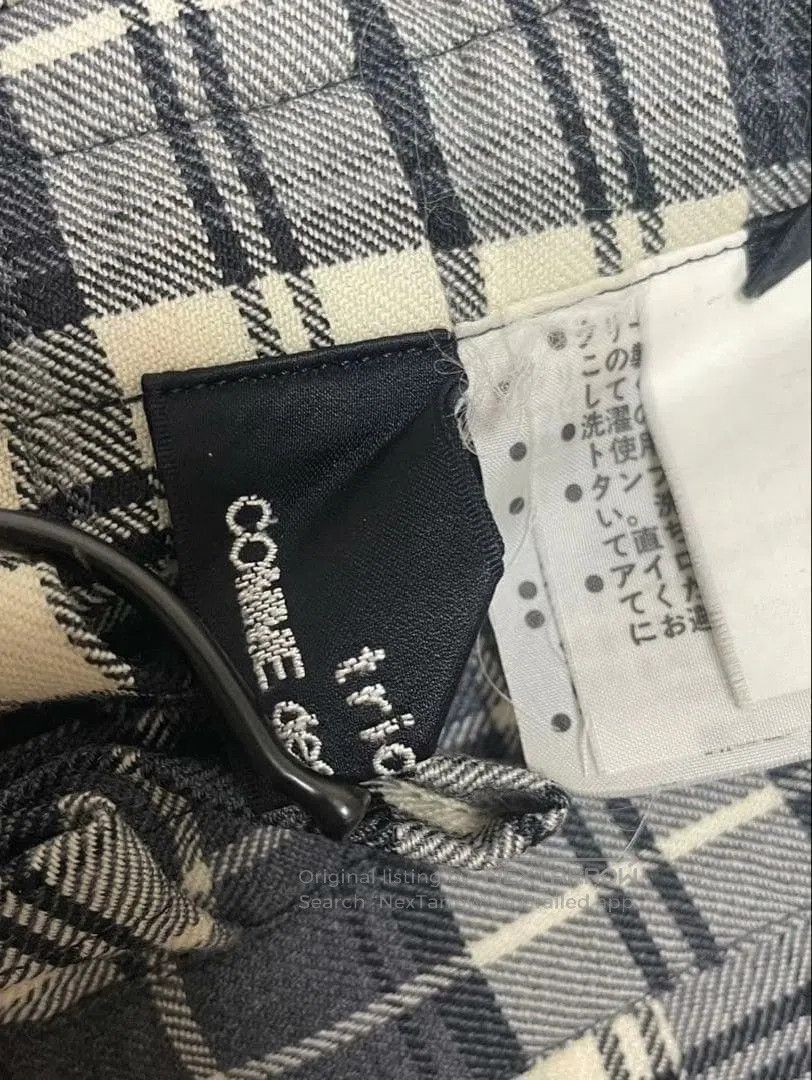 Tricot Comme des Garcons COMME des GARÇONS 2005 Plaid Asymmetric Skirt. Size 37" - 5 Thumbnail