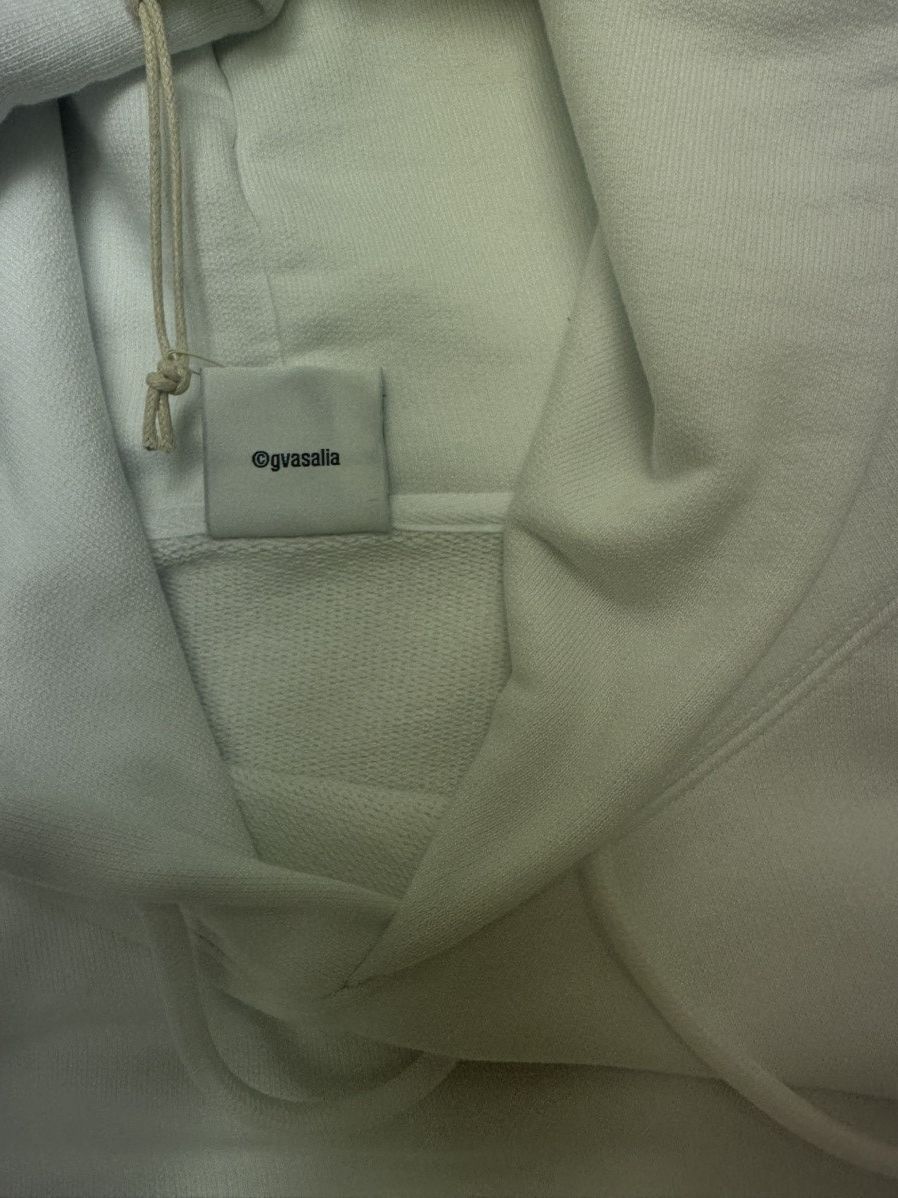 Vetements vetements brand new w tag backwards logo hoodie Size US S / EU 44-46 / 1 - 5 Thumbnail