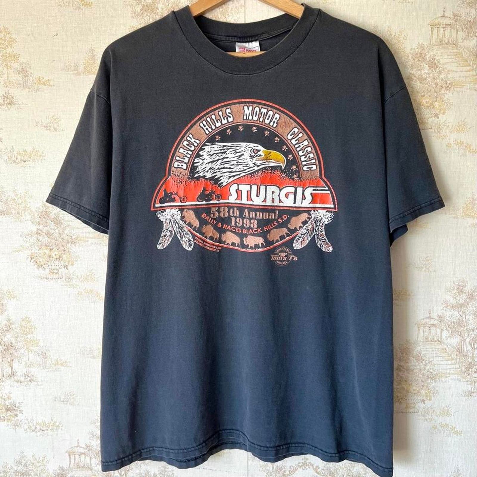 Hanes 1998 Sturgis Motorcycle Rally T-Shirt | Faded Black | XL Size US XL / EU 56 / 4 - 1 Thumbnail